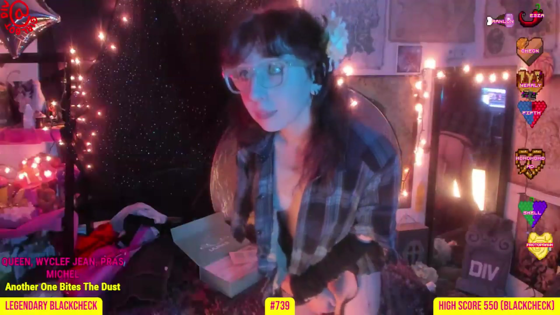 Gallery image thumbnail from girlbotDiv's myfreecams stream on, 09/10/2026, 03:12 image 9 of 20