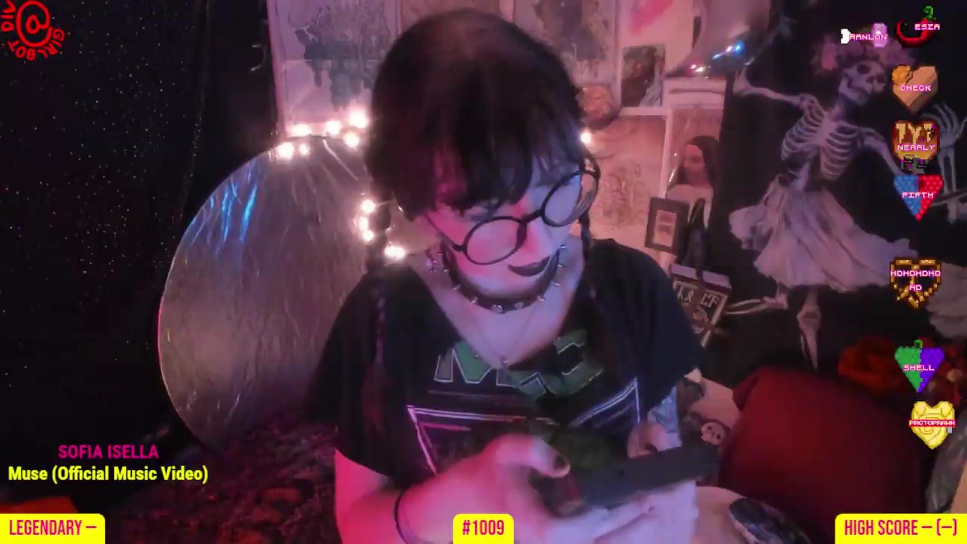 Gallery image thumbnail from girlbotDiv's myfreecams stream on, 09/13/2026, 24:01 image 4 of 20