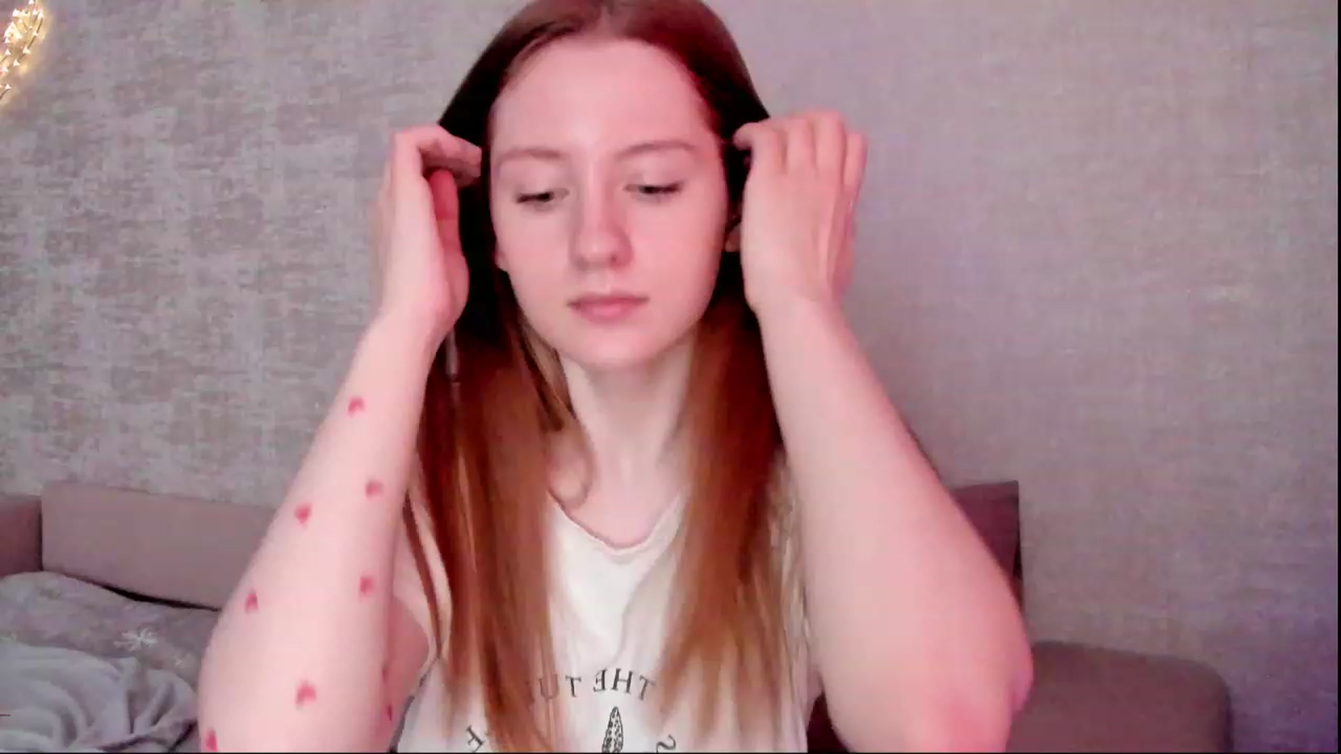 Gallery image thumbnail from girlyAlicey's myfreecams stream on, 03/15/2024, 05:16 image 19 of 20