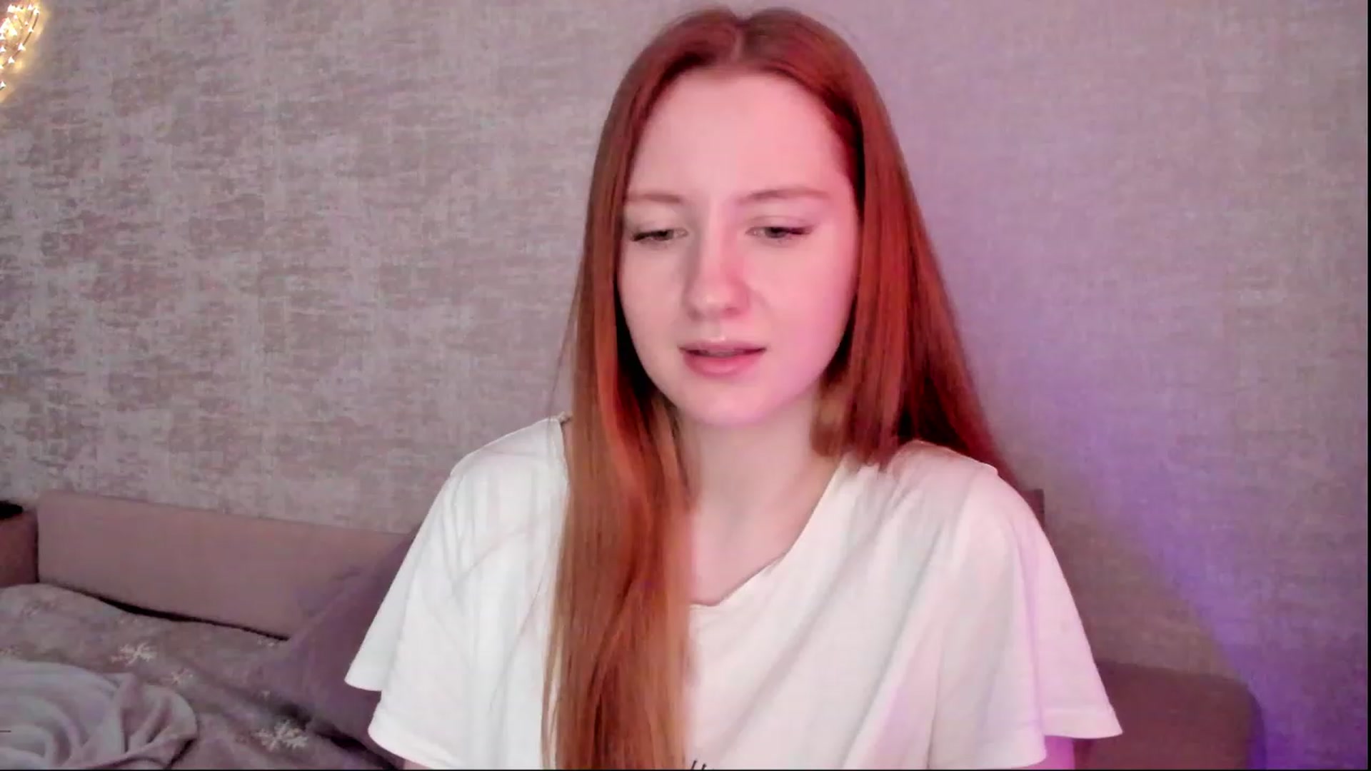 Gallery image thumbnail from girlyAlicey's myfreecams stream on, 03/15/2024, 05:16 image 4 of 20
