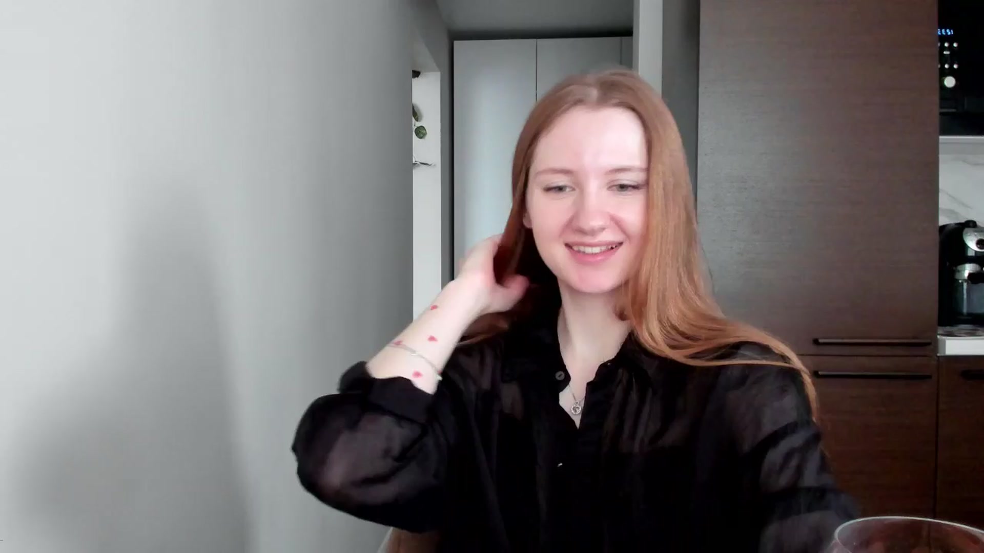Gallery image thumbnail from girlyAlicey's myfreecams stream on, 04/01/2024, 05:43 image 17 of 20