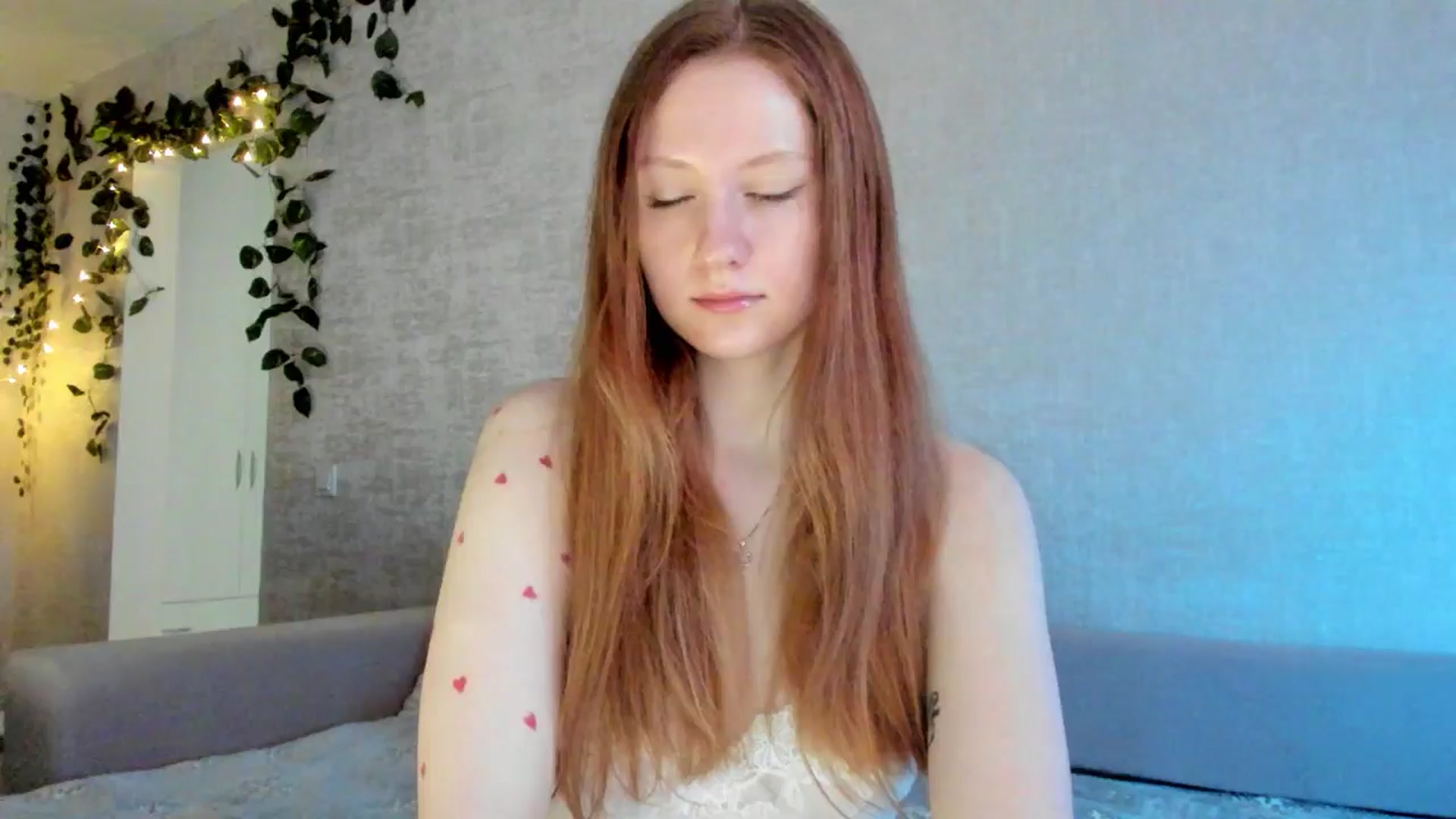 Gallery image thumbnail from girlyAlicey's myfreecams stream on, 06/02/2024, 04:59 image 1 of 20