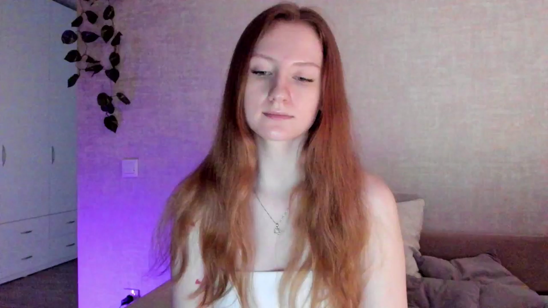 Gallery image thumbnail from girlyAlicey's myfreecams stream on, 06/09/2024, 05:57 image 5 of 20