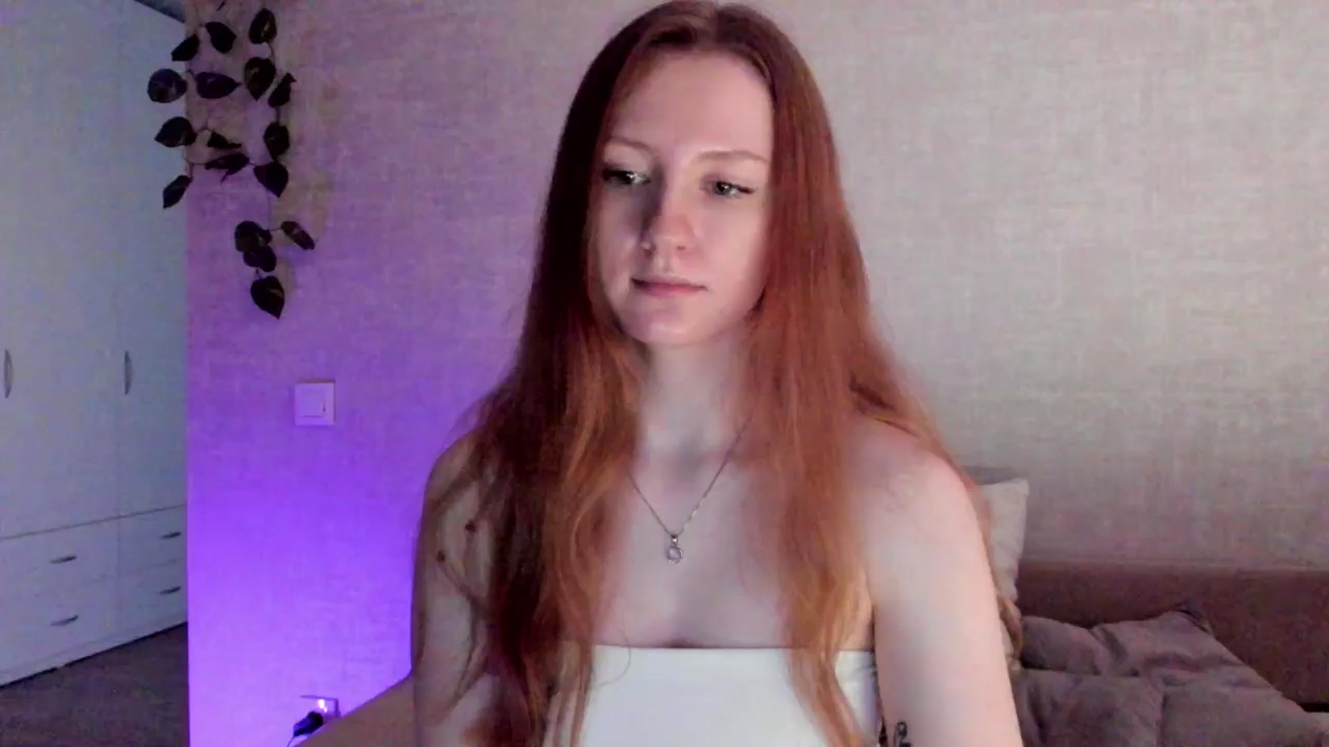 Gallery image thumbnail from girlyAlicey's myfreecams stream on, 06/09/2024, 05:57 image 11 of 20
