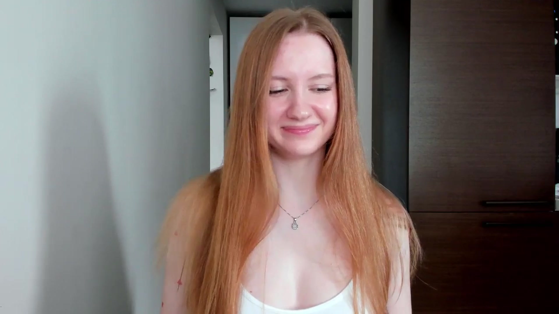 Gallery image thumbnail from girlyAlicey's myfreecams stream on, 06/12/2024, 03:32 image 14 of 20