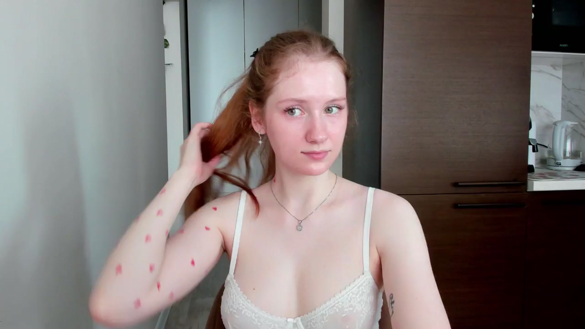 Gallery image thumbnail from girlyAlicey's myfreecams stream on, 06/30/2024, 02:31 image 11 of 20