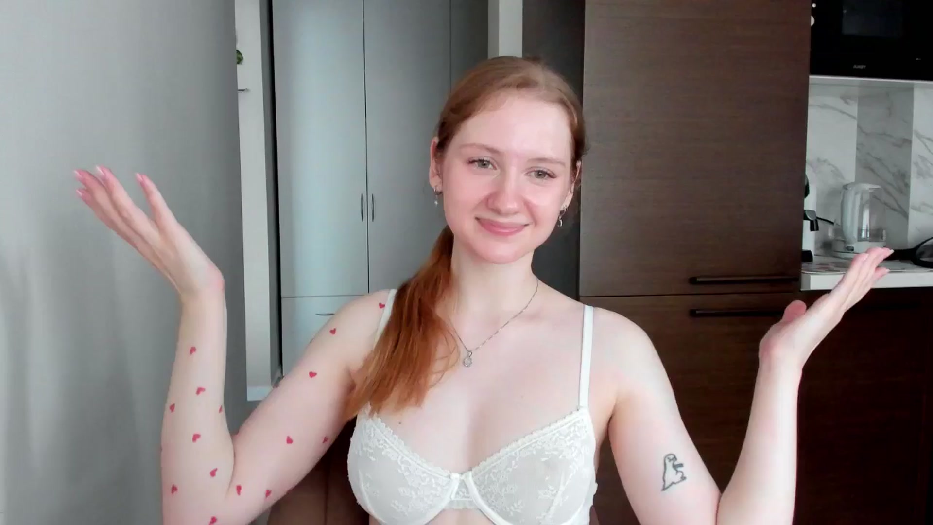 Gallery image thumbnail from girlyAlicey's myfreecams stream on, 06/30/2024, 05:28 image 8 of 20