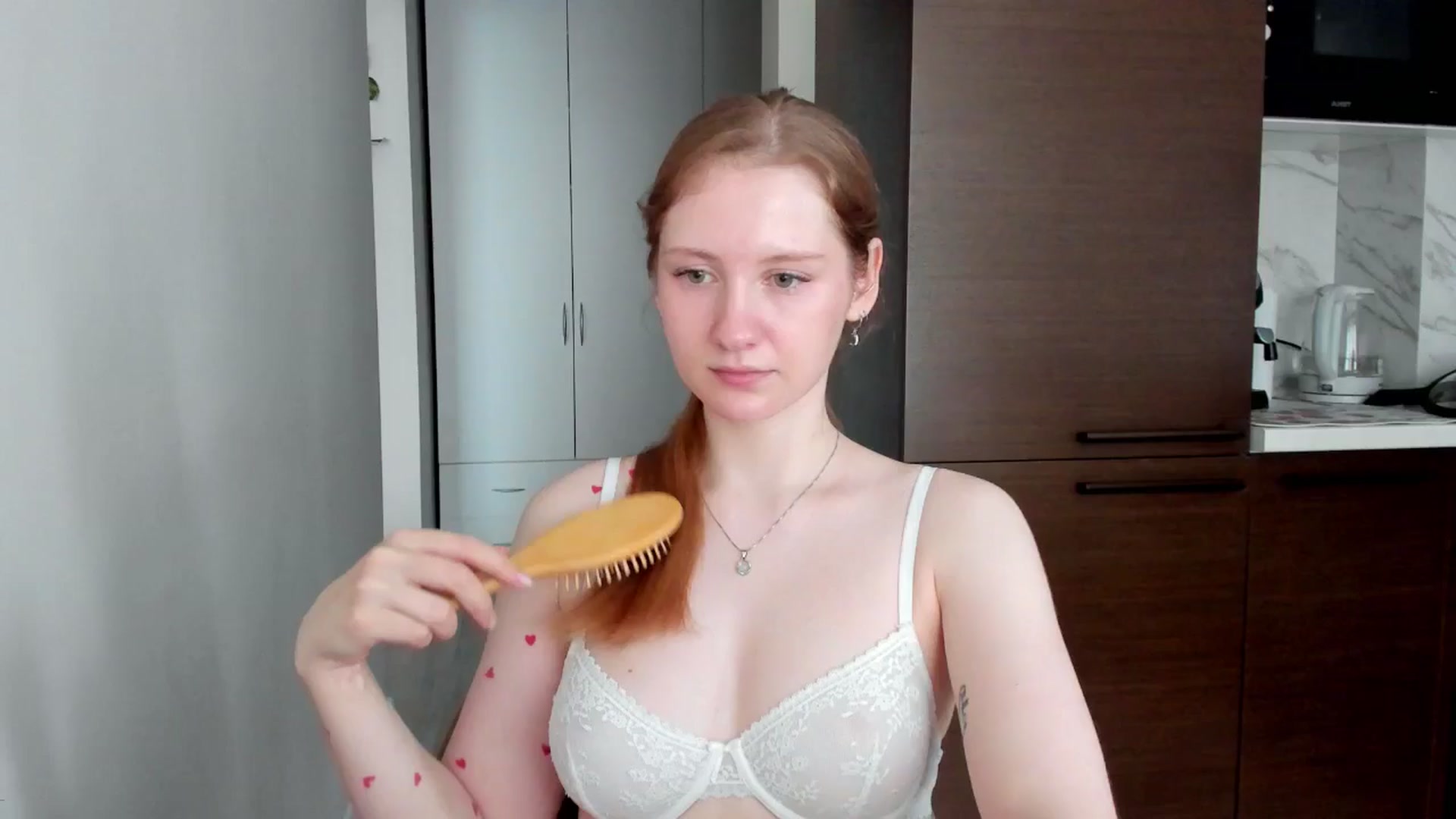 Gallery image thumbnail from girlyAlicey's myfreecams stream on, 06/30/2024, 05:28 image 14 of 20