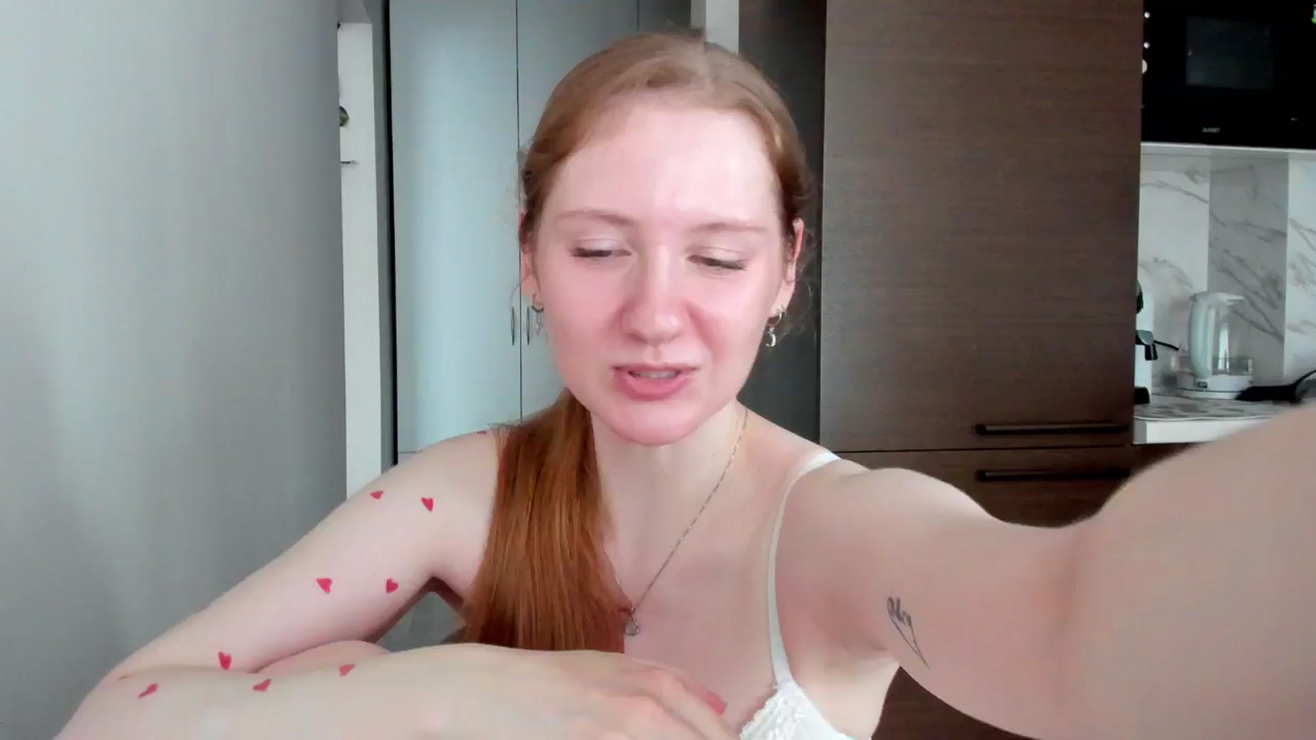 Gallery image thumbnail from girlyAlicey's myfreecams stream on, 06/30/2024, 05:28 image 17 of 20