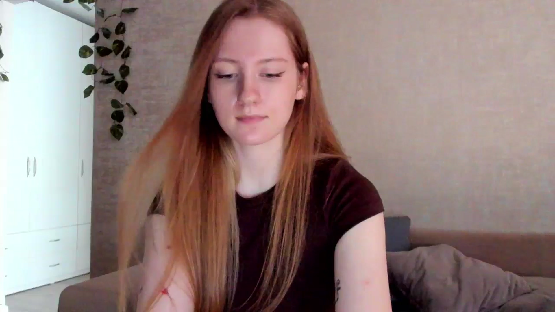 Gallery image thumbnail from girlyAlicey's myfreecams stream on, 07/28/2024, 05:56 image 19 of 20