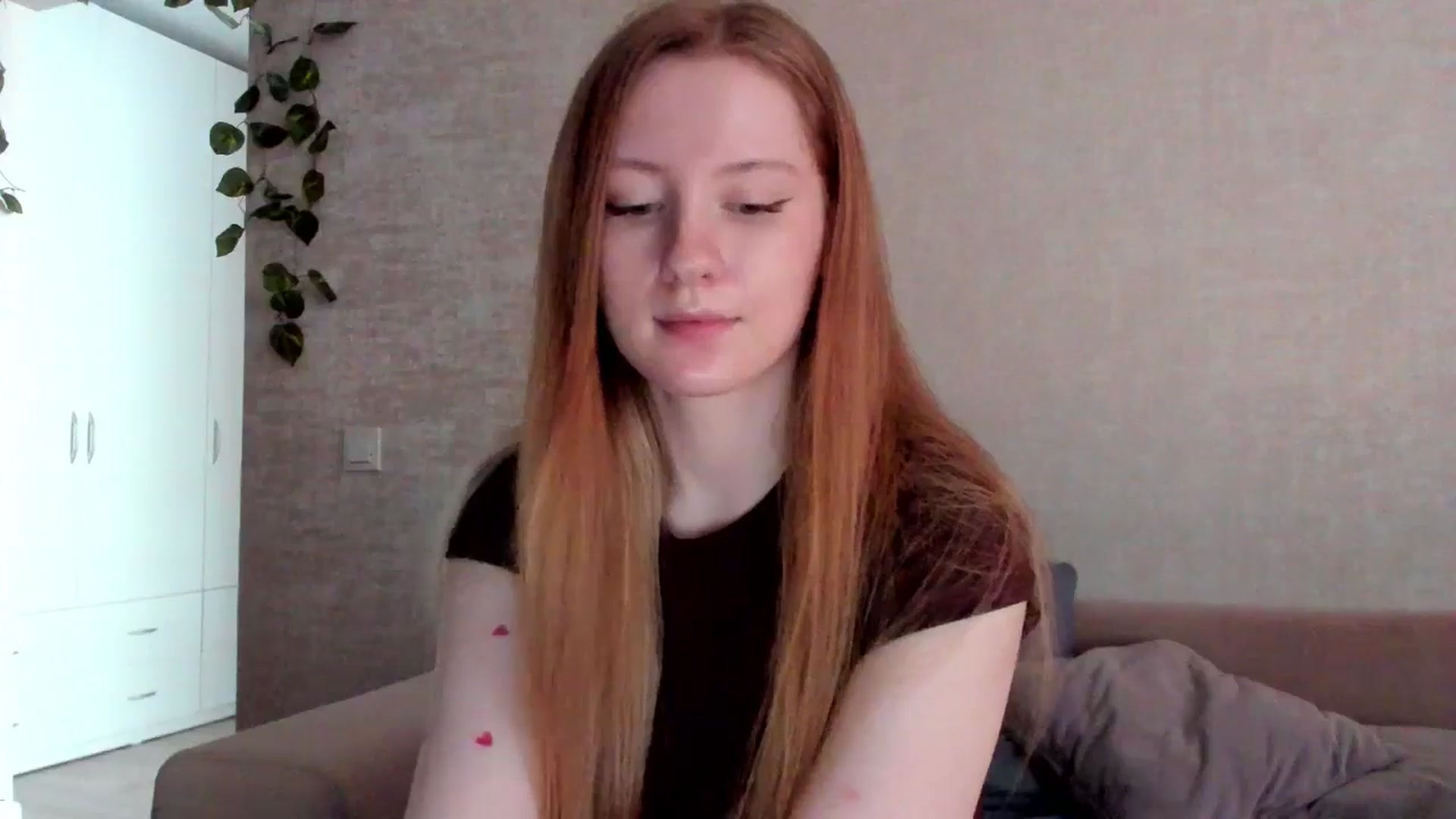 Gallery image thumbnail from girlyAlicey's myfreecams stream on, 07/28/2024, 05:56 image 15 of 20