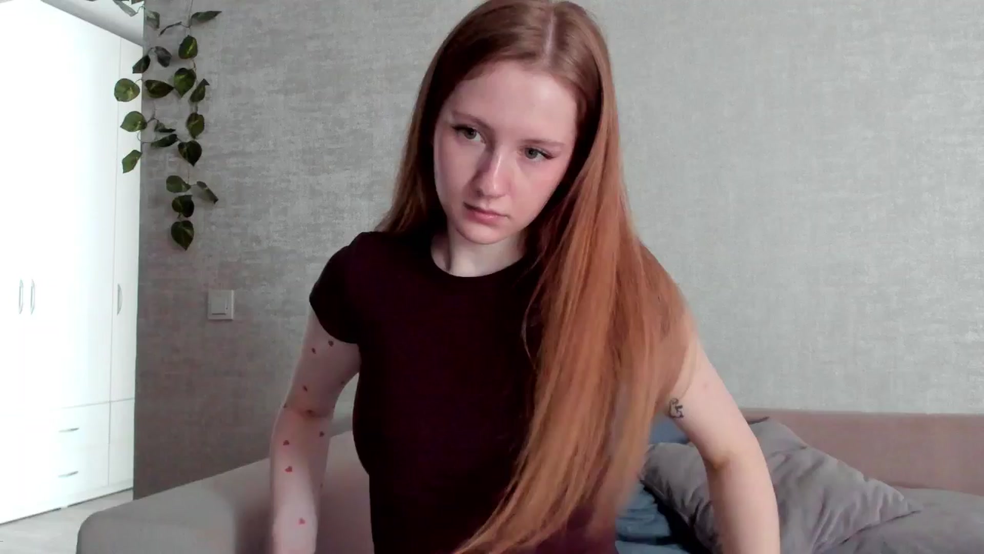 Gallery image thumbnail from girlyAlicey's myfreecams stream on, 07/28/2024, 05:56 image 4 of 20
