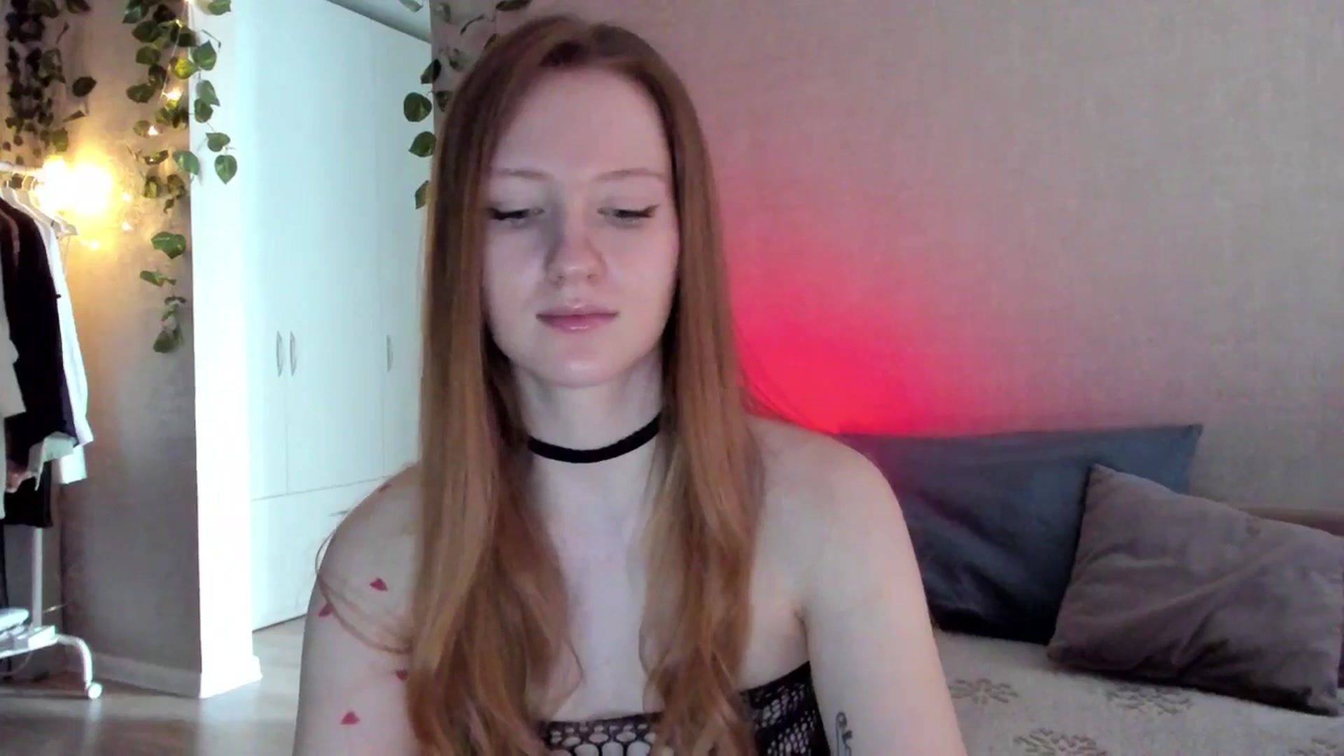 Gallery image thumbnail from girlyAlicey's myfreecams stream on, 10/14/2024, 05:20 image 14 of 20