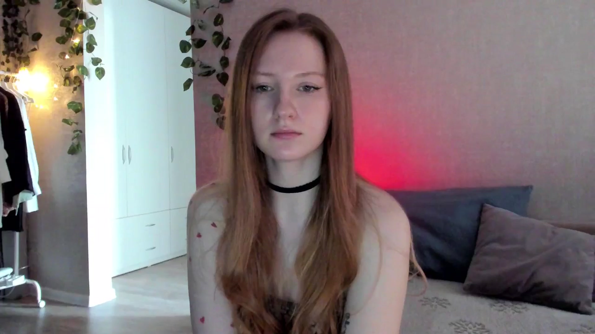 Gallery image thumbnail from girlyAlicey's myfreecams stream on, 10/14/2024, 05:20 image 8 of 20