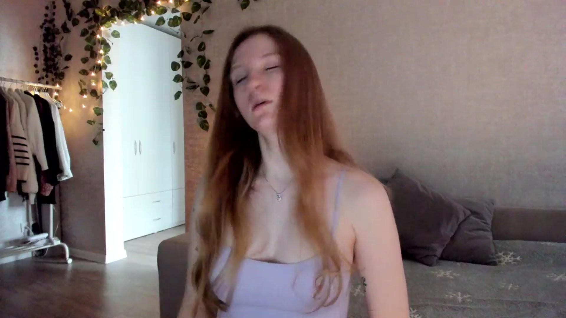 Gallery image thumbnail from girlyAlicey's myfreecams stream on, 11/18/2024, 05:09 image 16 of 20