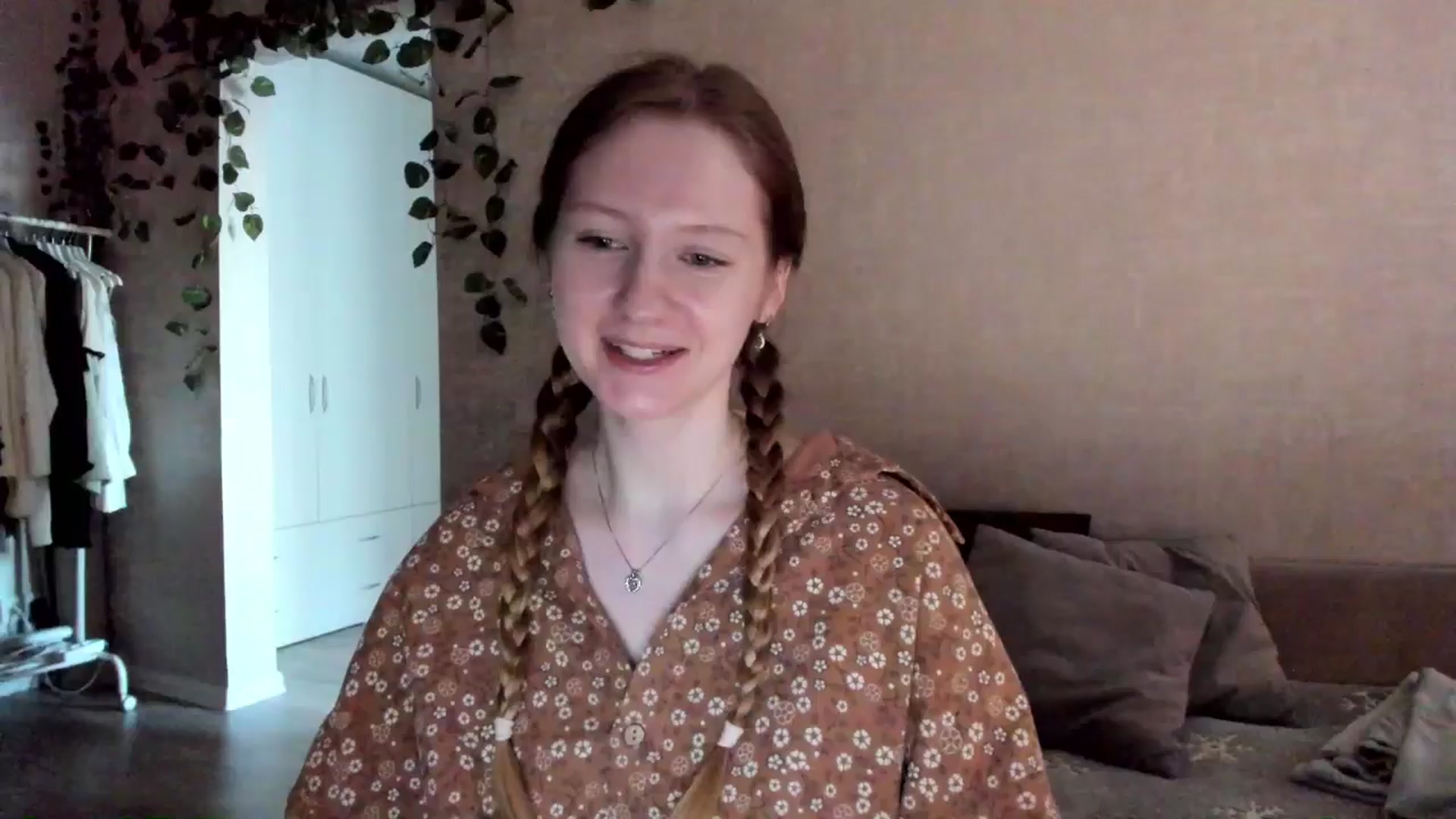 Gallery image thumbnail from girlyAlicey's myfreecams stream on, 11/29/2024, 05:13 image 6 of 20