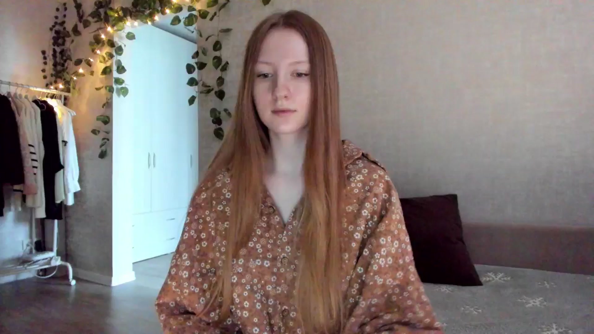 Gallery image thumbnail from girlyAlicey's myfreecams stream on, 12/28/2024, 04:57 image 19 of 20