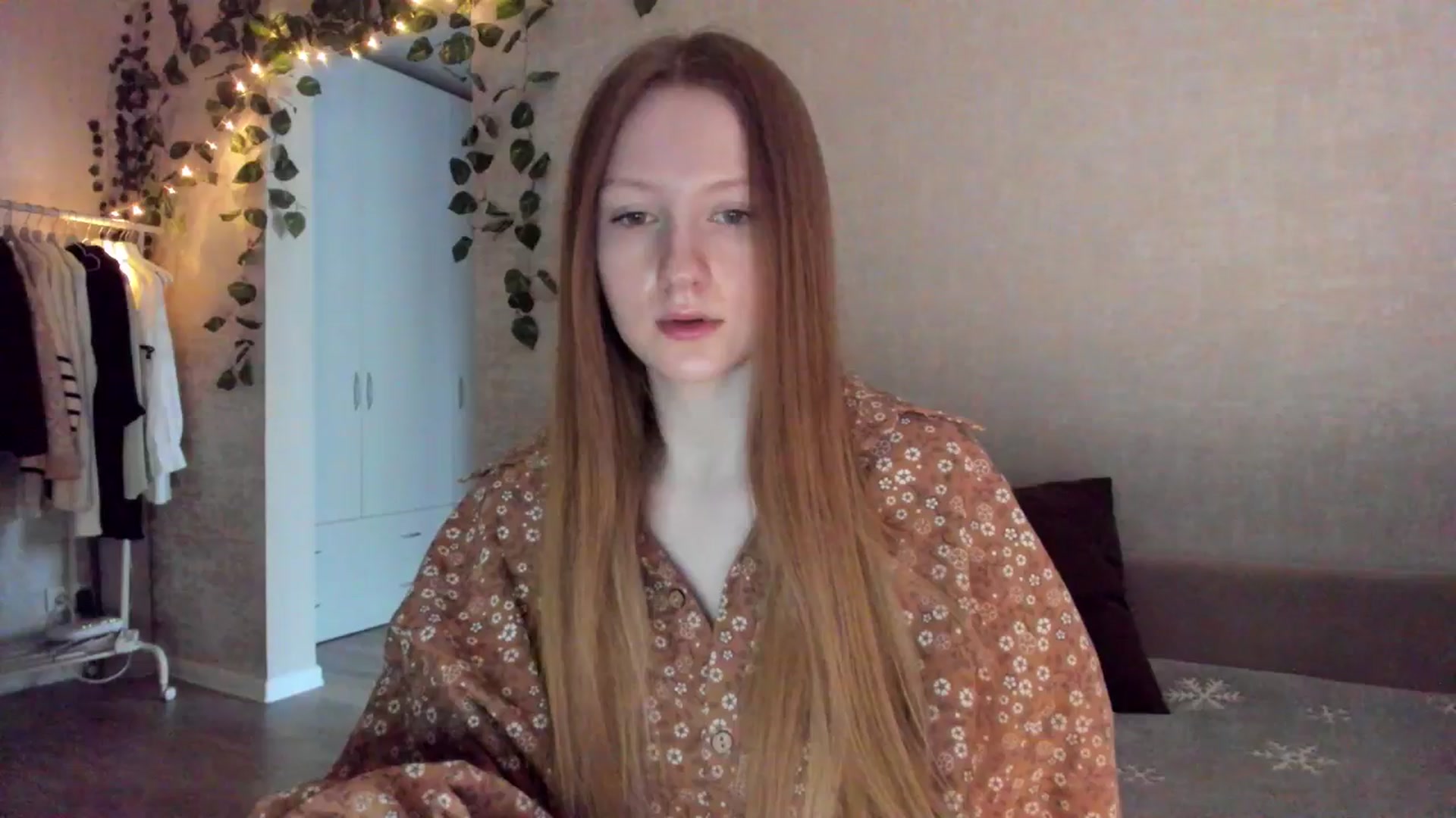 Gallery image thumbnail from girlyAlicey's myfreecams stream on, 12/28/2024, 04:57 image 1 of 20