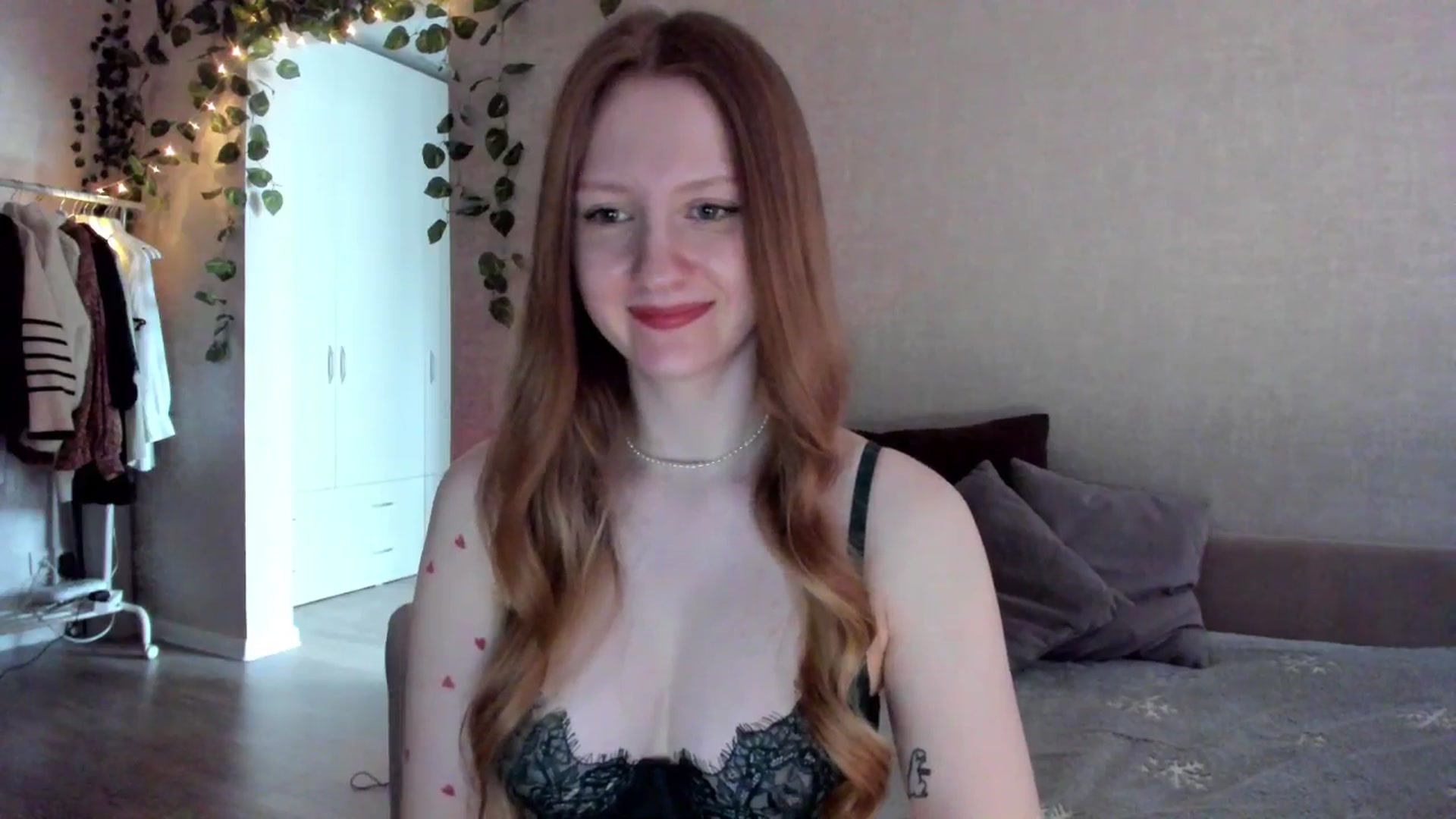 Gallery image thumbnail from girlyAlicey's myfreecams stream on, 12/31/2024, 06:01 image 20 of 20