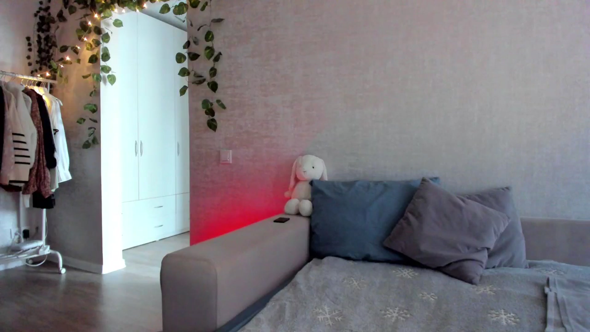 Gallery image thumbnail from girlyAlicey's myfreecams stream on, 01/01/2025, 05:15 image 8 of 20