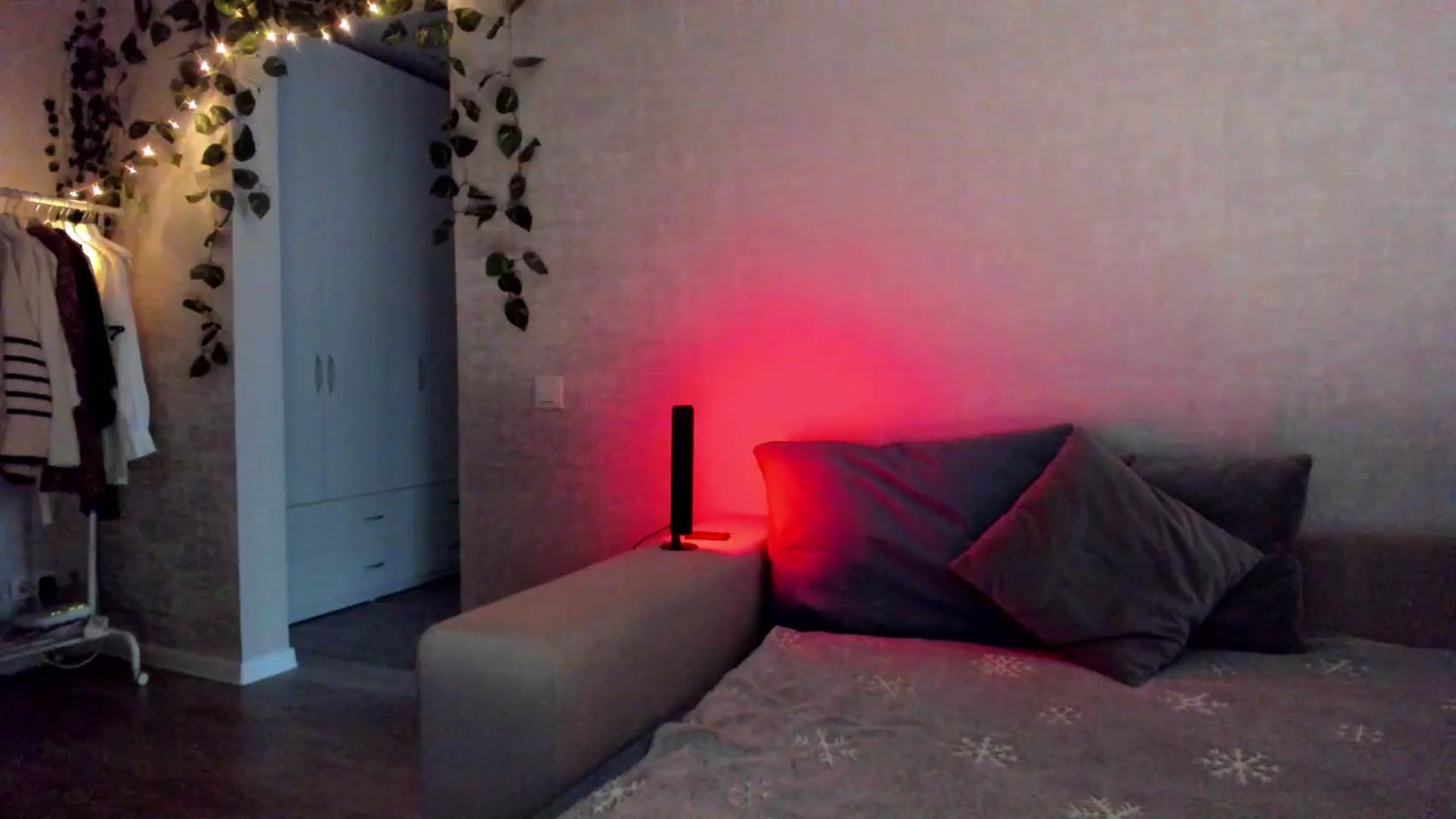 Gallery image thumbnail from girlyAlicey's myfreecams stream on, 01/04/2025, 03:35 image 7 of 20