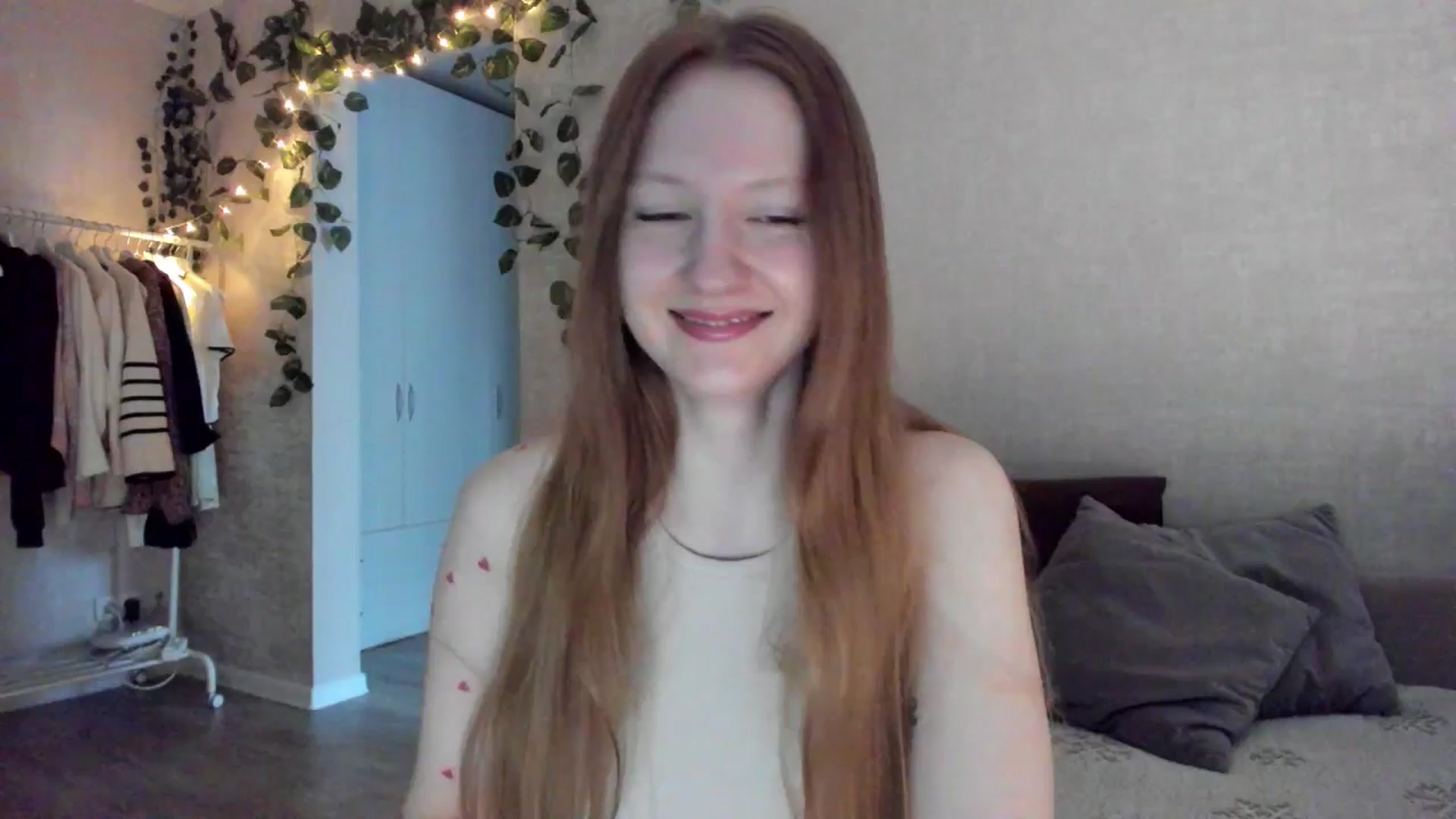 Gallery image thumbnail from girlyAlicey's myfreecams stream on, 01/13/2025, 04:40 image 1 of 20