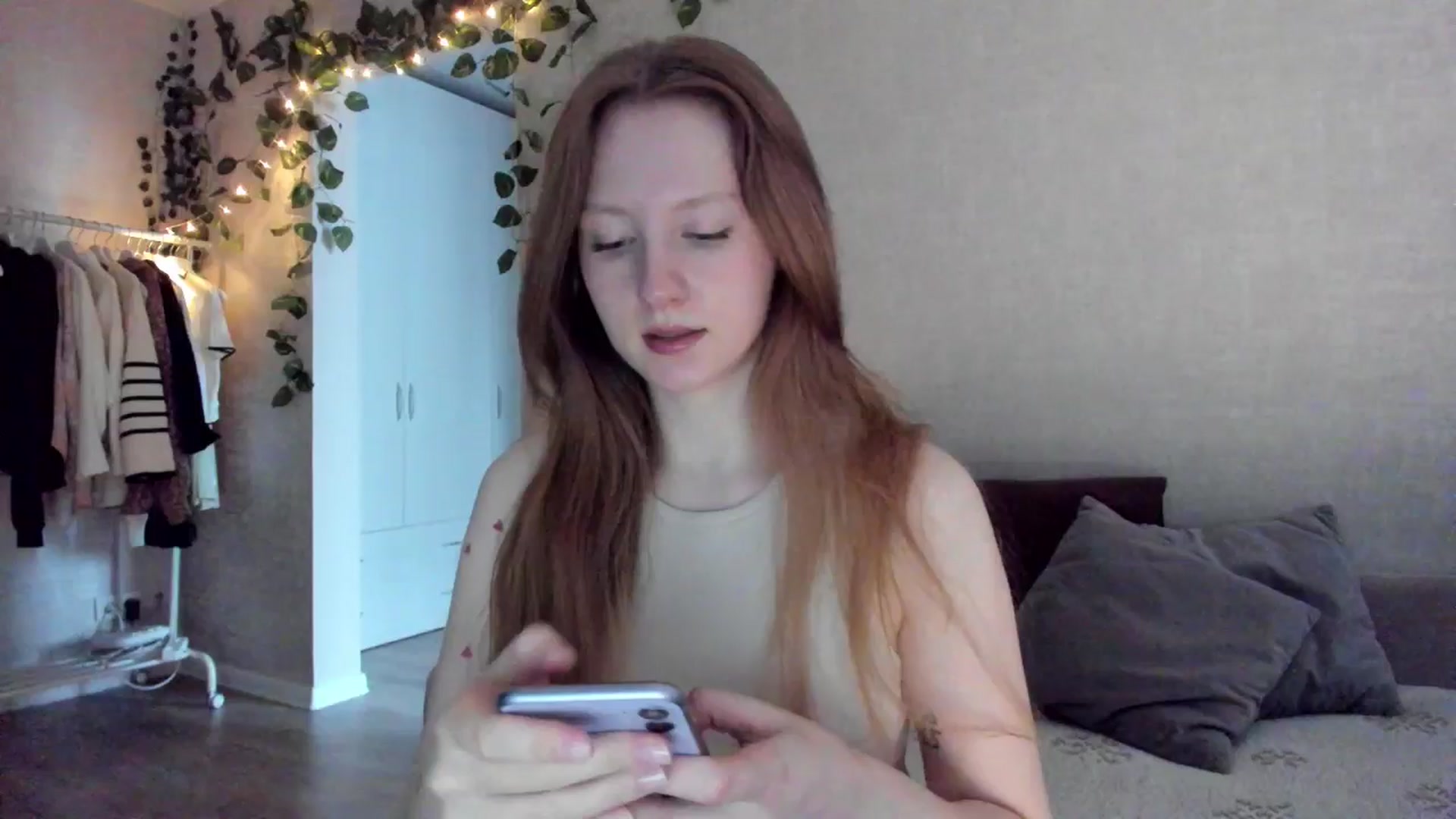 Gallery image thumbnail from girlyAlicey's myfreecams stream on, 01/13/2025, 04:40 image 4 of 20