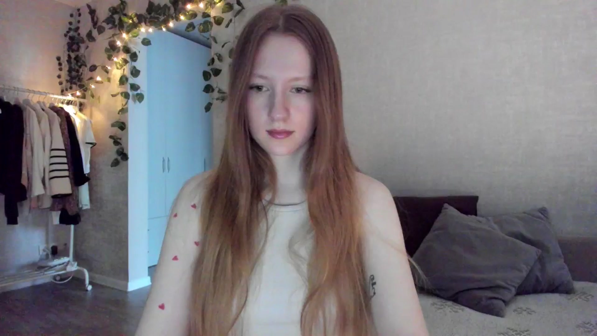 Gallery image thumbnail from girlyAlicey's myfreecams stream on, 01/13/2025, 04:40 image 2 of 20