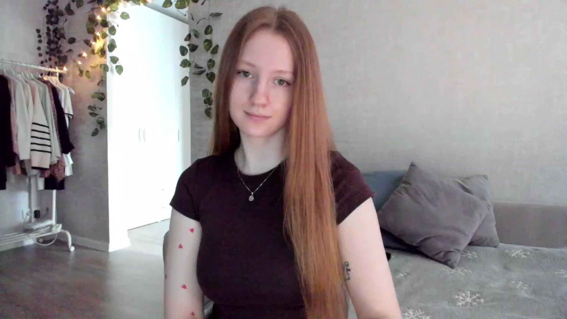 Gallery image thumbnail from girlyAlicey's myfreecams stream on, 01/16/2025, 05:13 image 9 of 20
