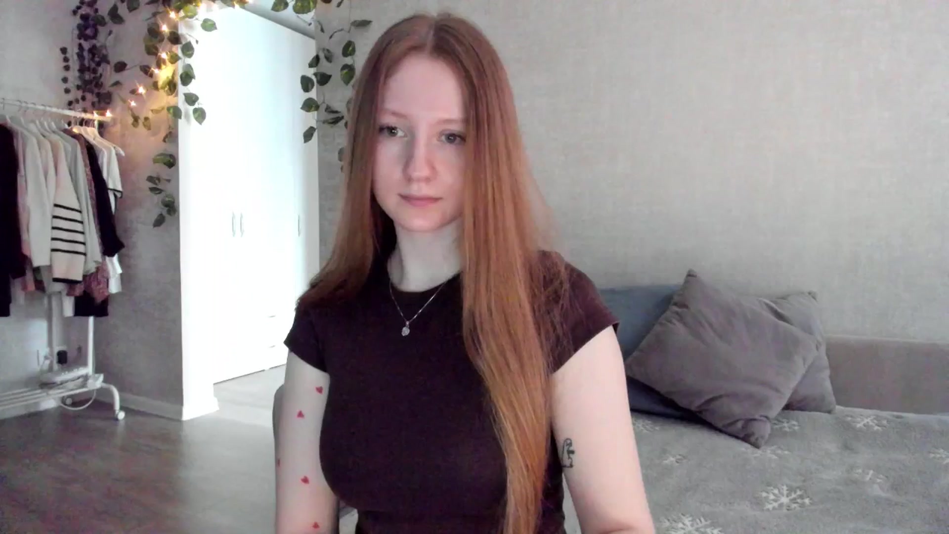 Gallery image thumbnail from girlyAlicey's myfreecams stream on, 01/16/2025, 05:13 image 15 of 20