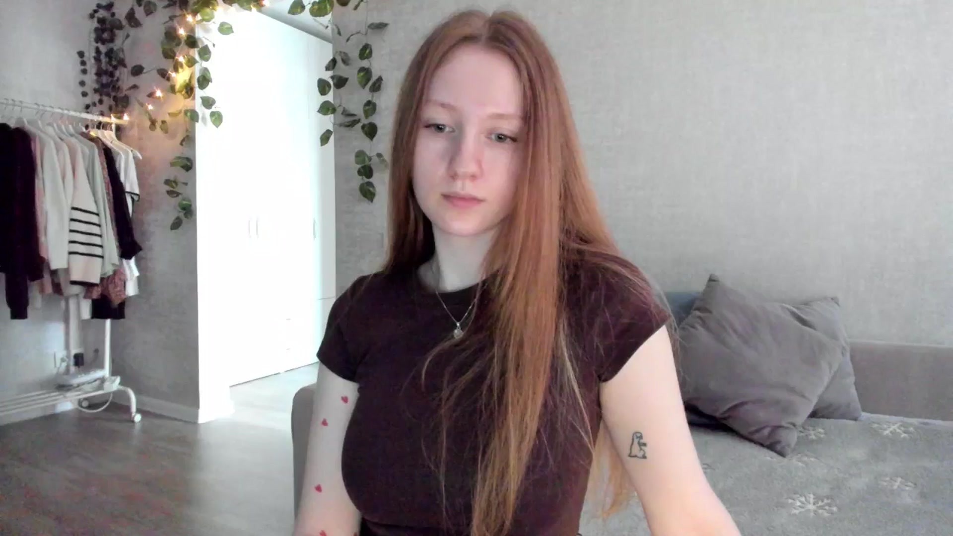 Gallery image thumbnail from girlyAlicey's myfreecams stream on, 01/16/2025, 05:13 image 19 of 20