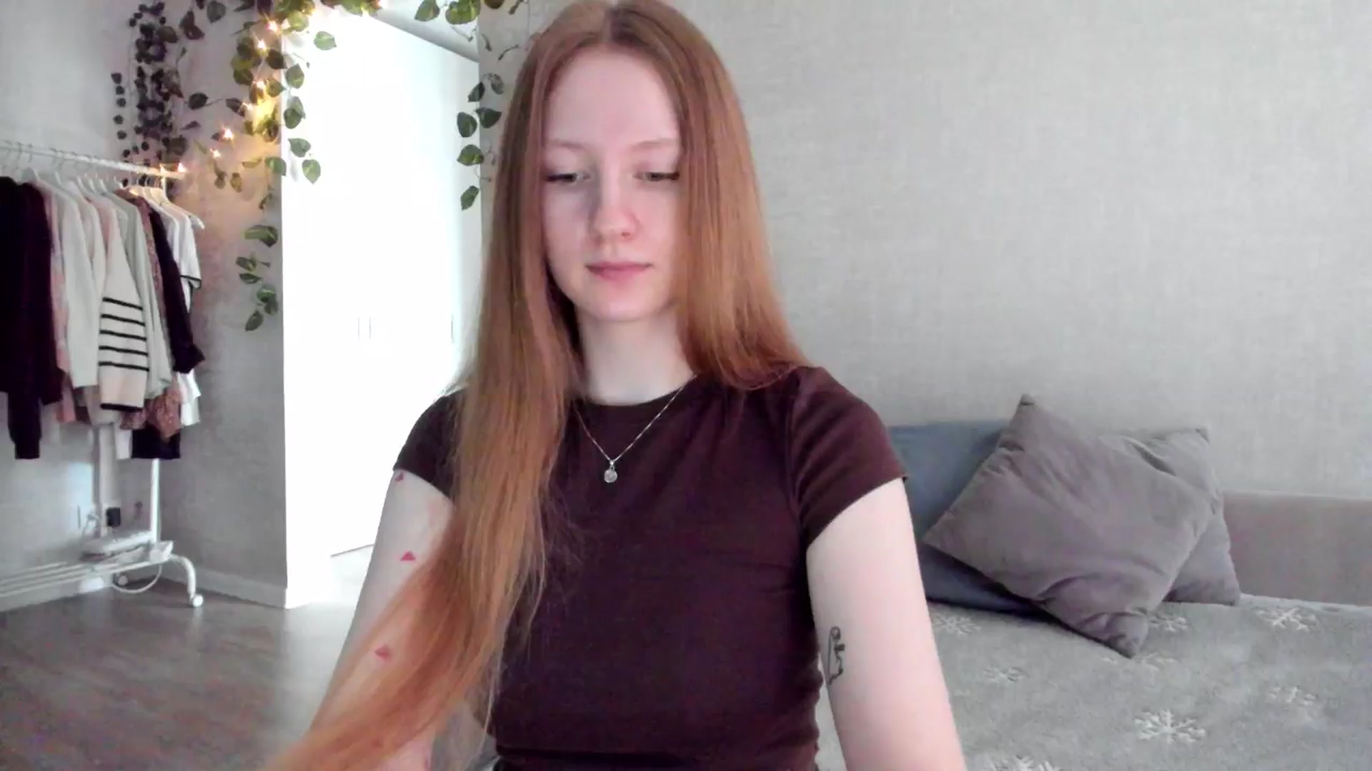 Gallery image thumbnail from girlyAlicey's myfreecams stream on, 01/16/2025, 06:28 image 8 of 20