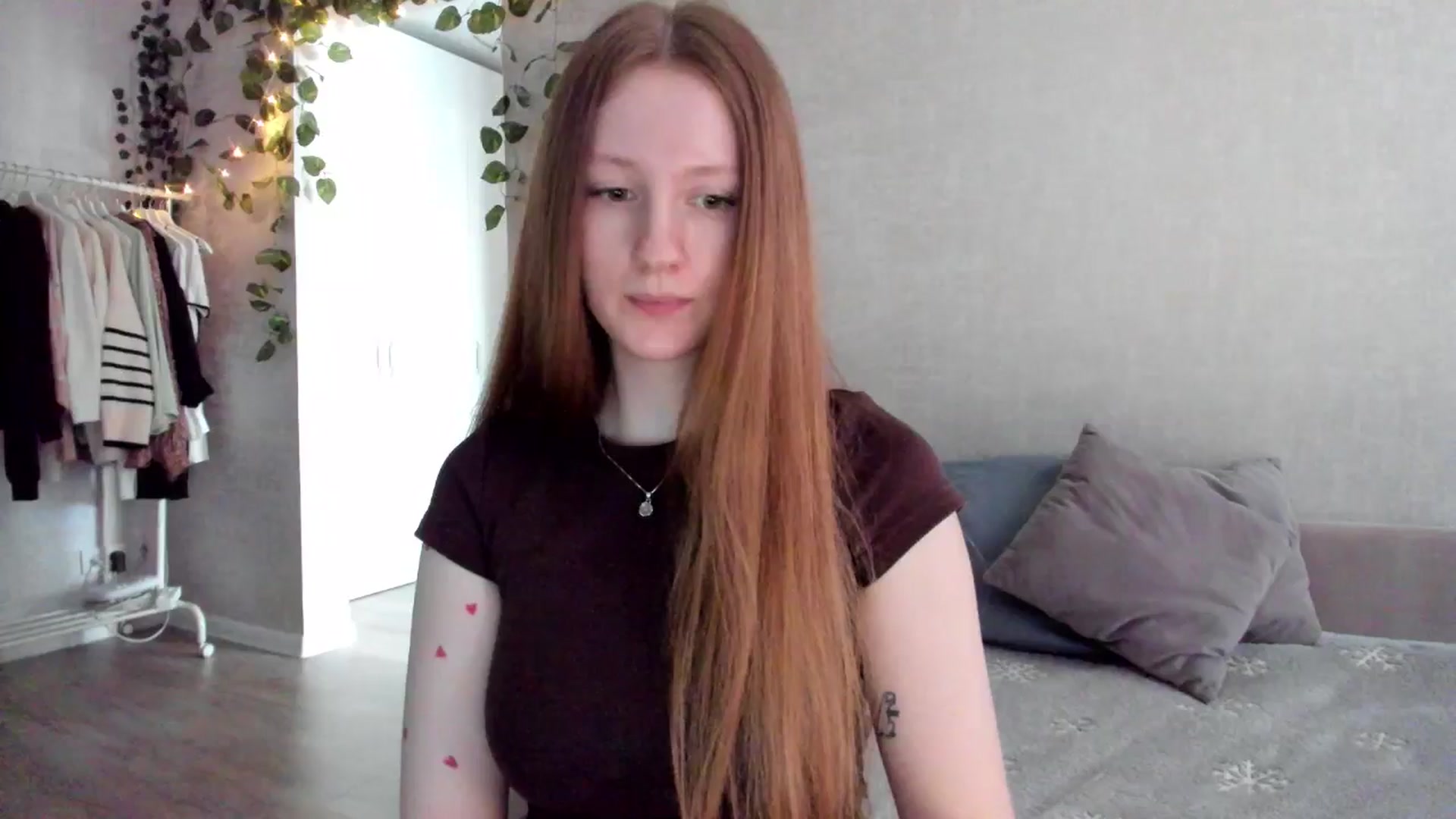 Gallery image thumbnail from girlyAlicey's myfreecams stream on, 01/16/2025, 06:28 image 15 of 20