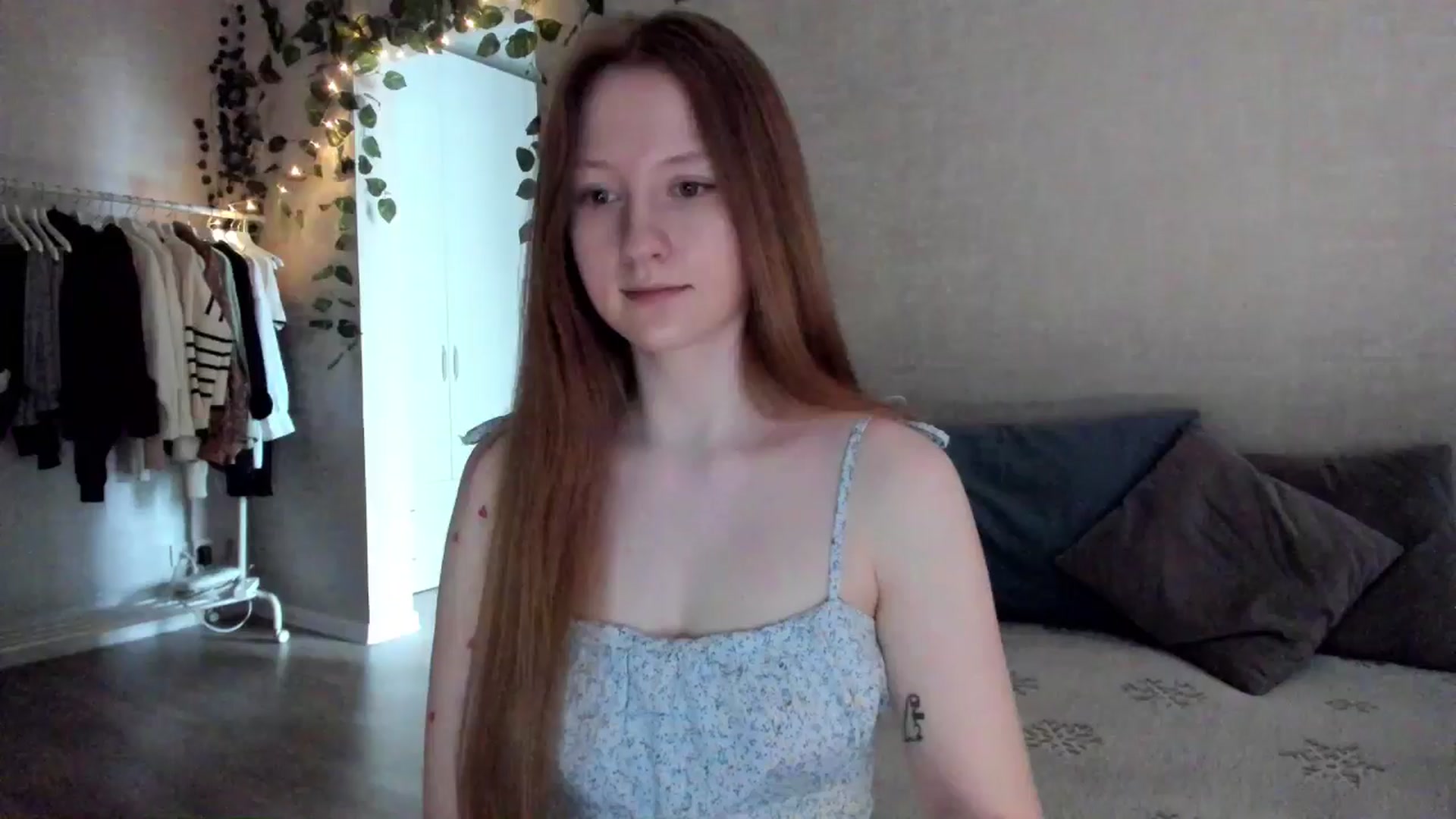 Gallery image thumbnail from girlyAlicey's myfreecams stream on, 01/28/2025, 04:02 image 20 of 20