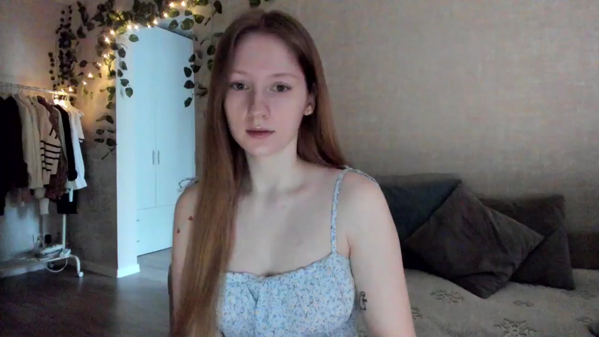 Gallery image thumbnail from girlyAlicey's myfreecams stream on, 01/28/2025, 04:02 image 1 of 20