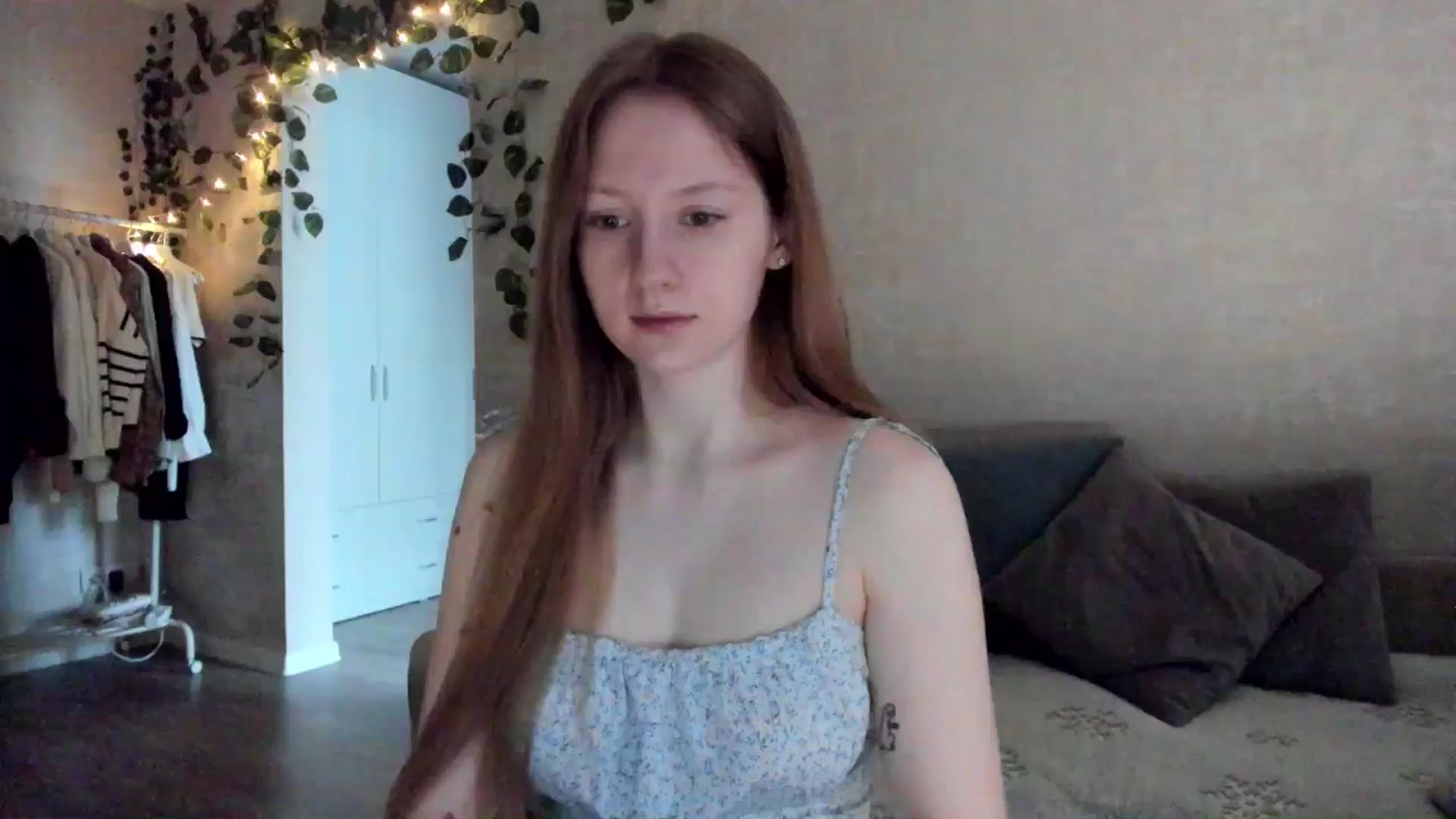 Gallery image thumbnail from girlyAlicey's myfreecams stream on, 01/28/2025, 04:02 image 2 of 20