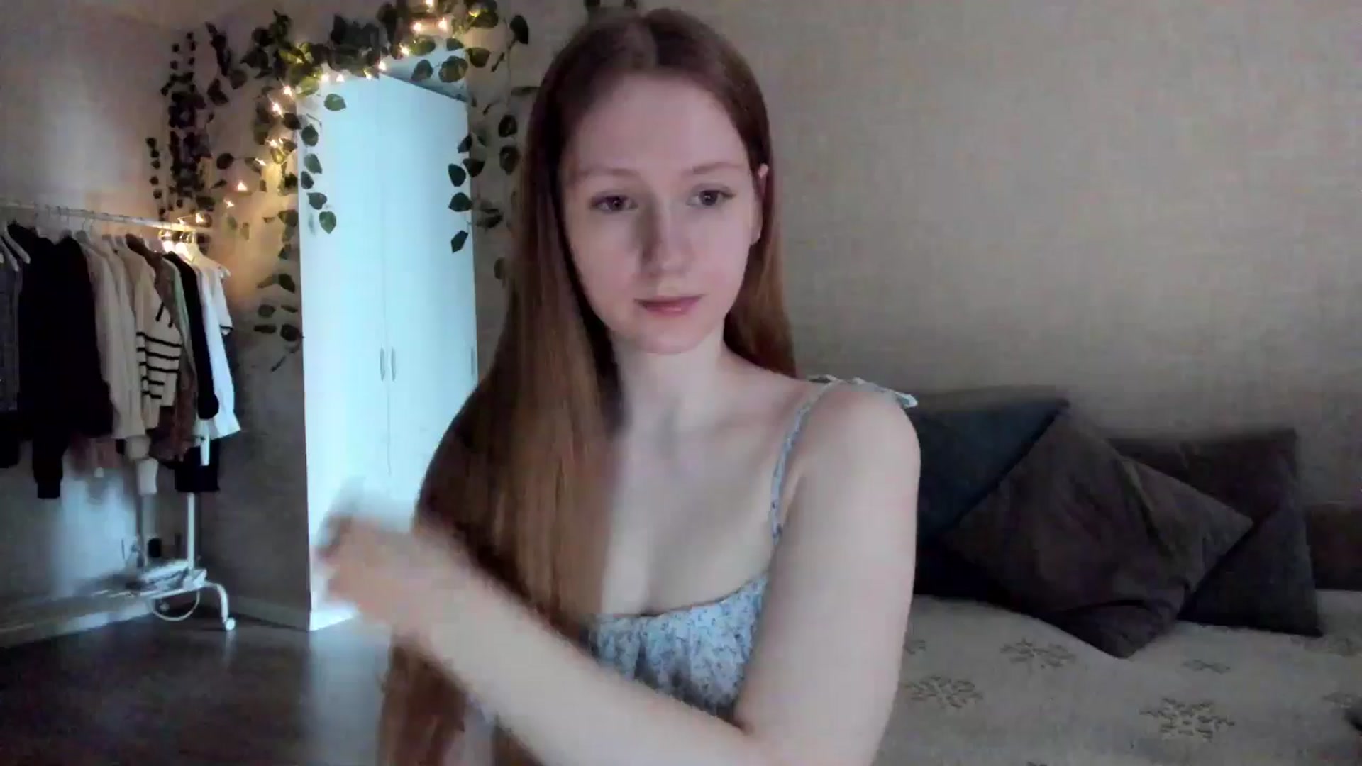 Gallery image thumbnail from girlyAlicey's myfreecams stream on, 01/28/2025, 04:02 image 9 of 20
