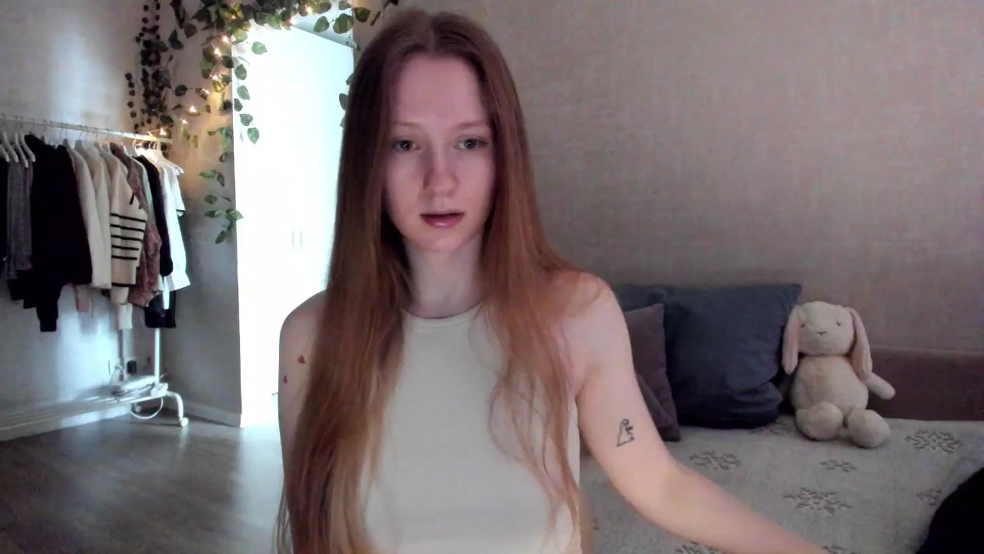 Gallery image thumbnail from girlyAlicey's myfreecams stream on, 01/29/2025, 05:12 image 14 of 20