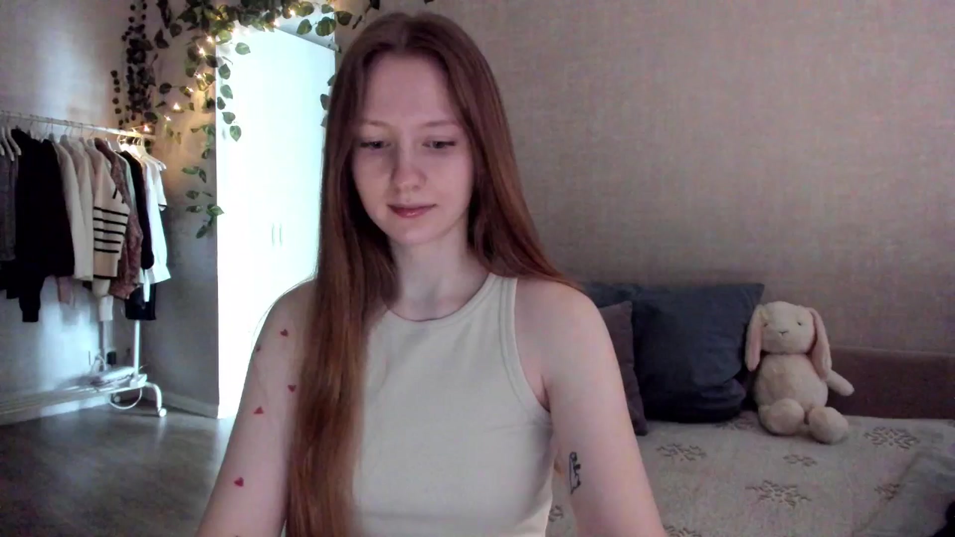 Gallery image thumbnail from girlyAlicey's myfreecams stream on, 01/29/2025, 05:12 image 12 of 20