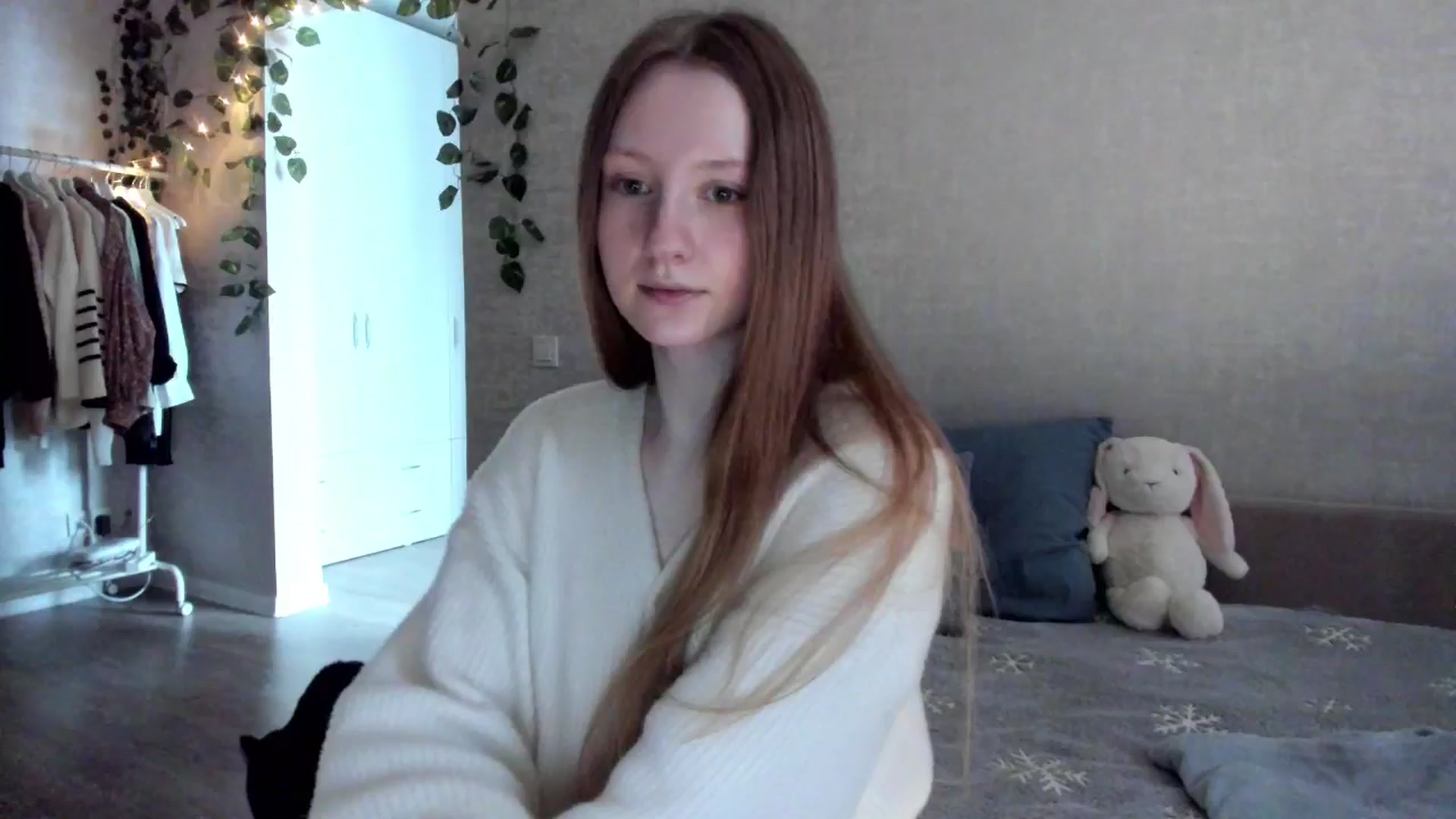 Gallery image thumbnail from girlyAlicey's myfreecams stream on, 01/31/2025, 05:02 image 12 of 20