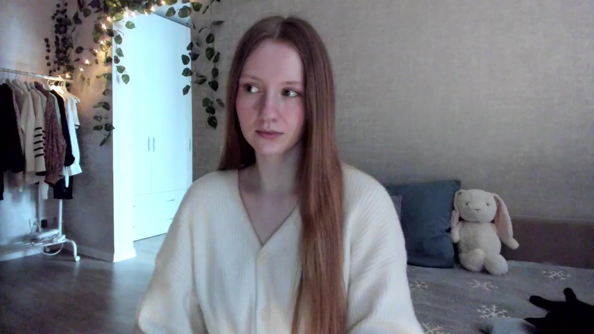 Gallery image thumbnail from girlyAlicey's myfreecams stream on, 01/31/2025, 05:02 image 5 of 20