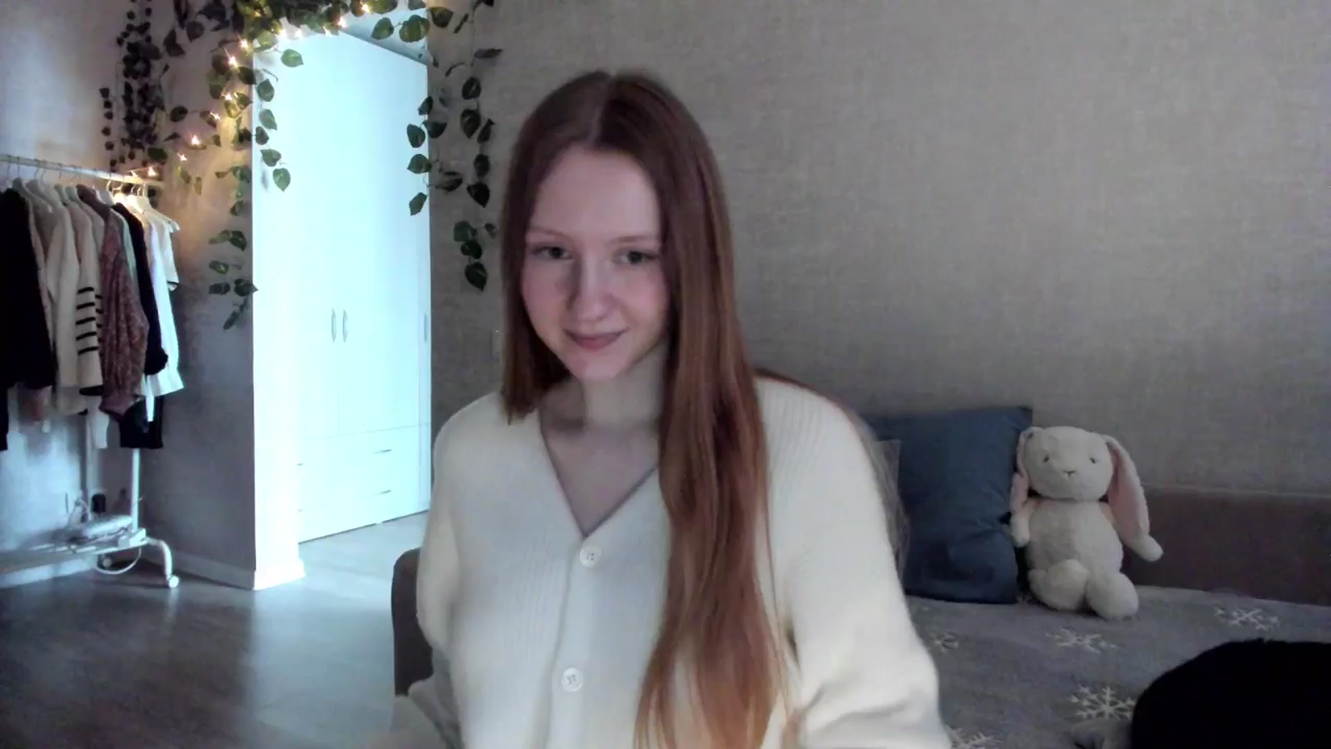 Gallery image thumbnail from girlyAlicey's myfreecams stream on, 01/31/2025, 05:02 image 8 of 20