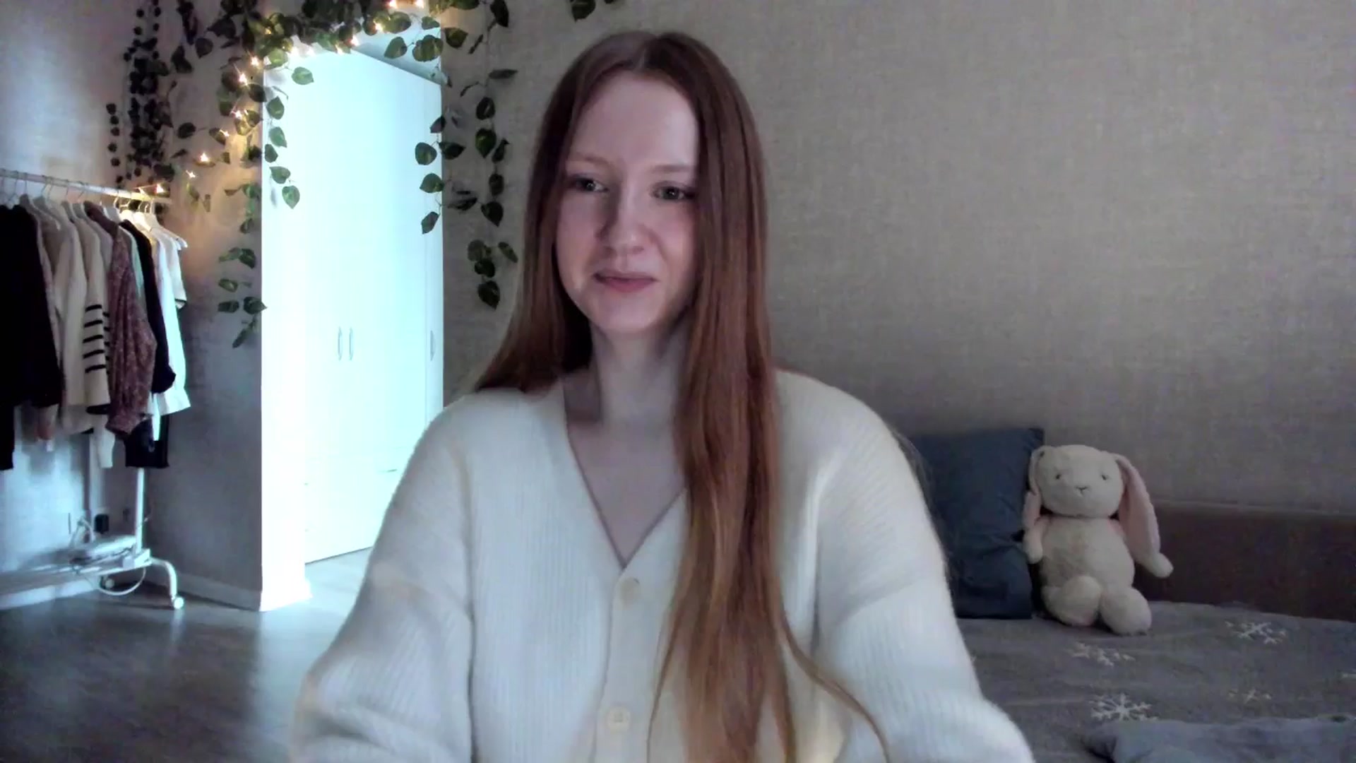 Gallery image thumbnail from girlyAlicey's myfreecams stream on, 01/31/2025, 05:02 image 15 of 20