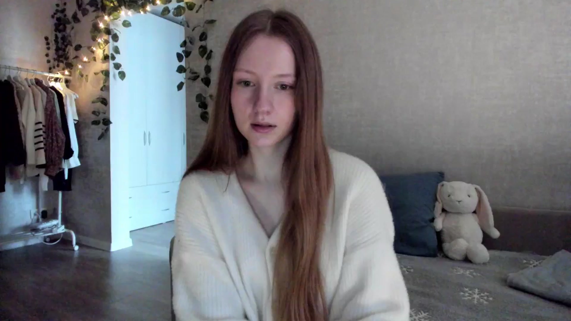 Gallery image thumbnail from girlyAlicey's myfreecams stream on, 01/31/2025, 05:02 image 1 of 20
