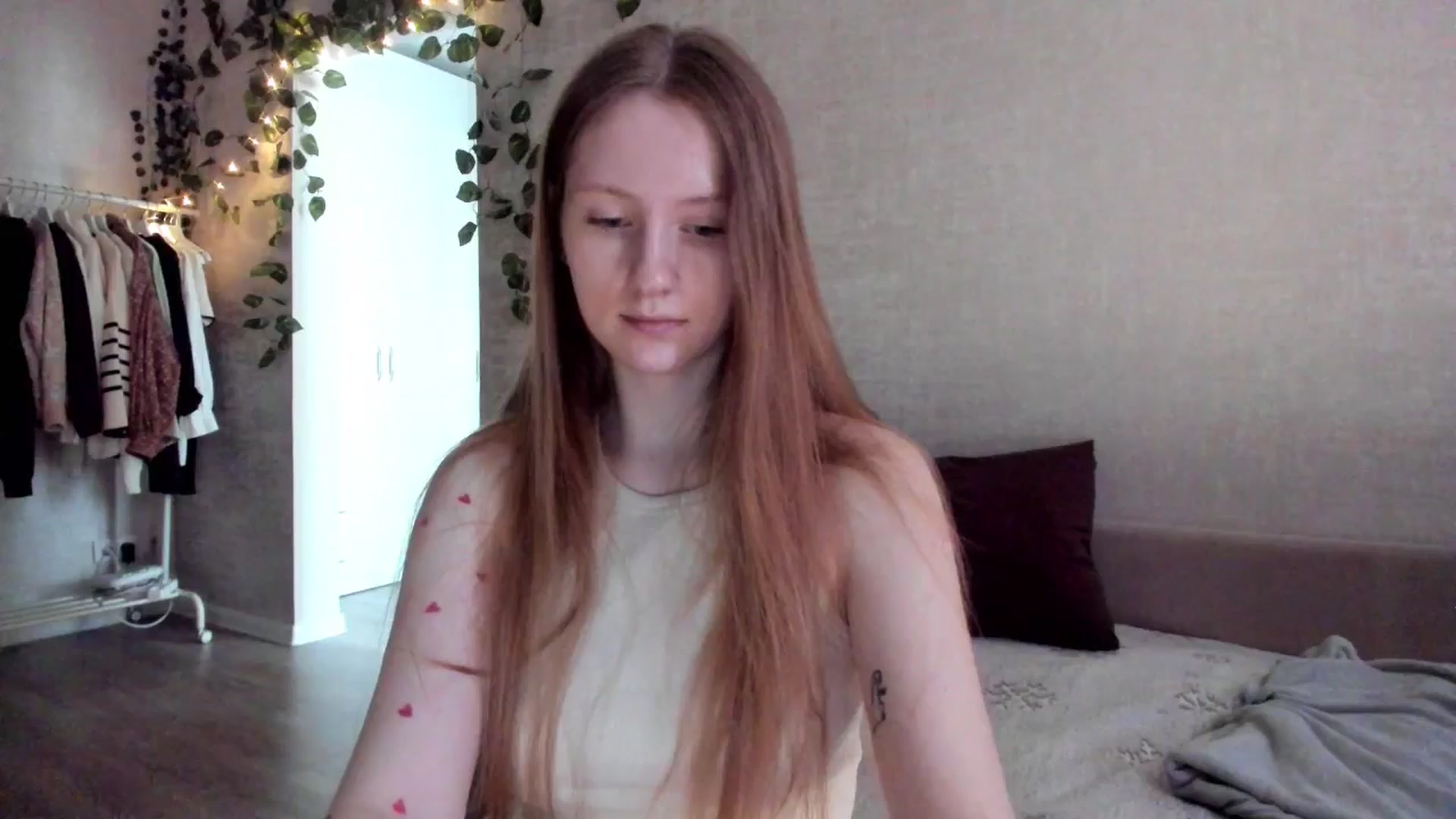 Gallery image thumbnail from girlyAlicey's myfreecams stream on, 02/03/2025, 04:48 image 18 of 20