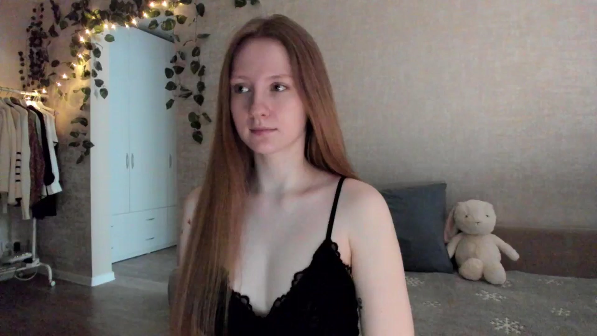Gallery image thumbnail from girlyAlicey's myfreecams stream on, 02/13/2025, 04:35 image 15 of 20