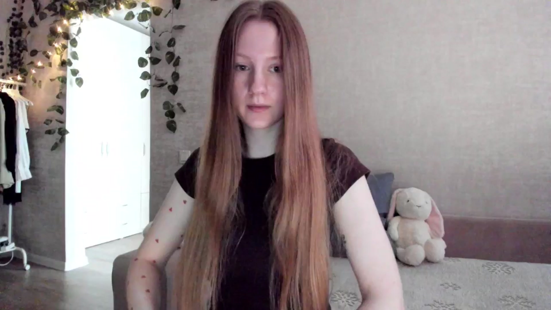 Gallery image thumbnail from girlyAlicey's myfreecams stream on, 02/24/2025, 04:02 image 10 of 20