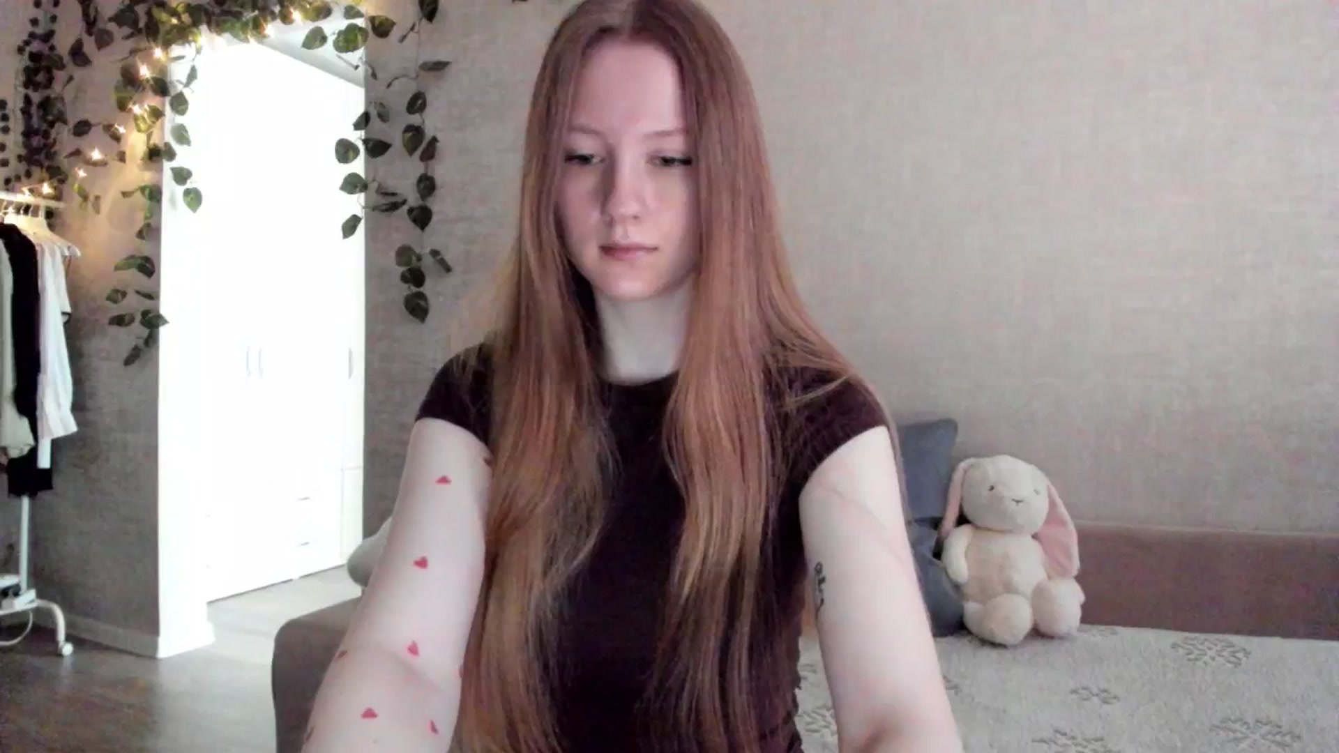 Gallery image thumbnail from girlyAlicey's myfreecams stream on, 02/24/2025, 04:02 image 5 of 20