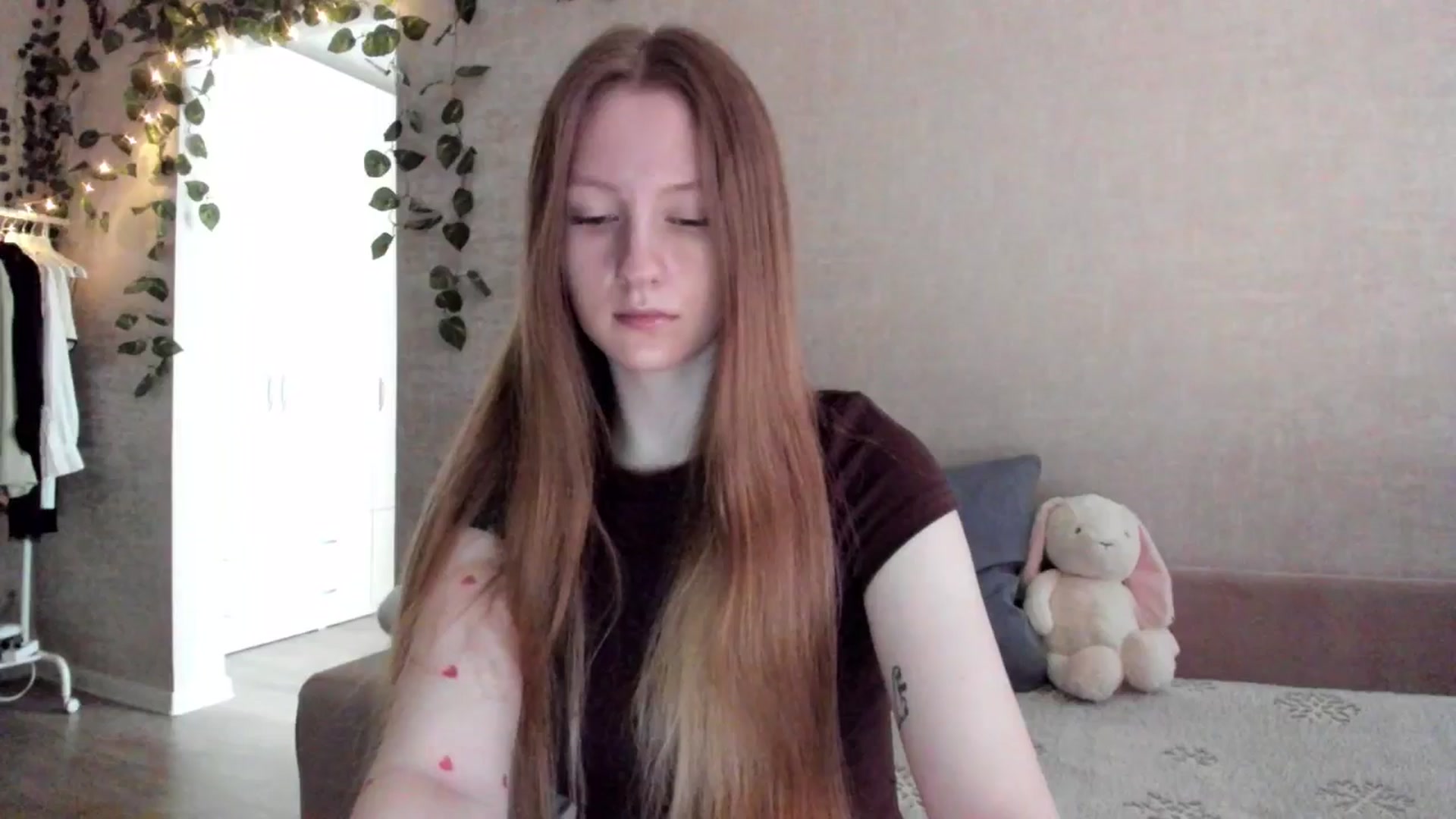 Gallery image thumbnail from girlyAlicey's myfreecams stream on, 02/24/2025, 04:02 image 3 of 20
