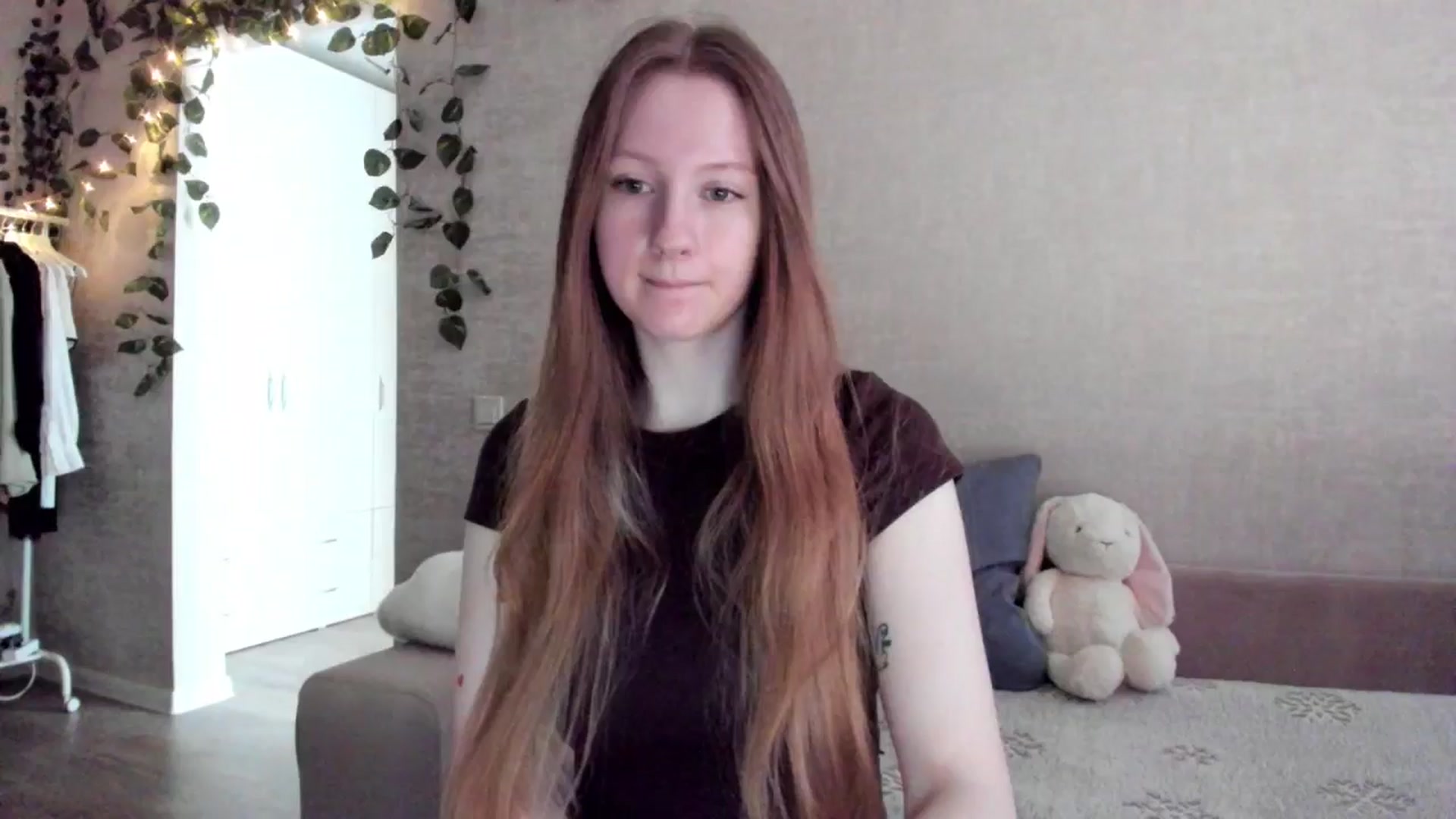 Gallery image thumbnail from girlyAlicey's myfreecams stream on, 02/24/2025, 04:02 image 11 of 20